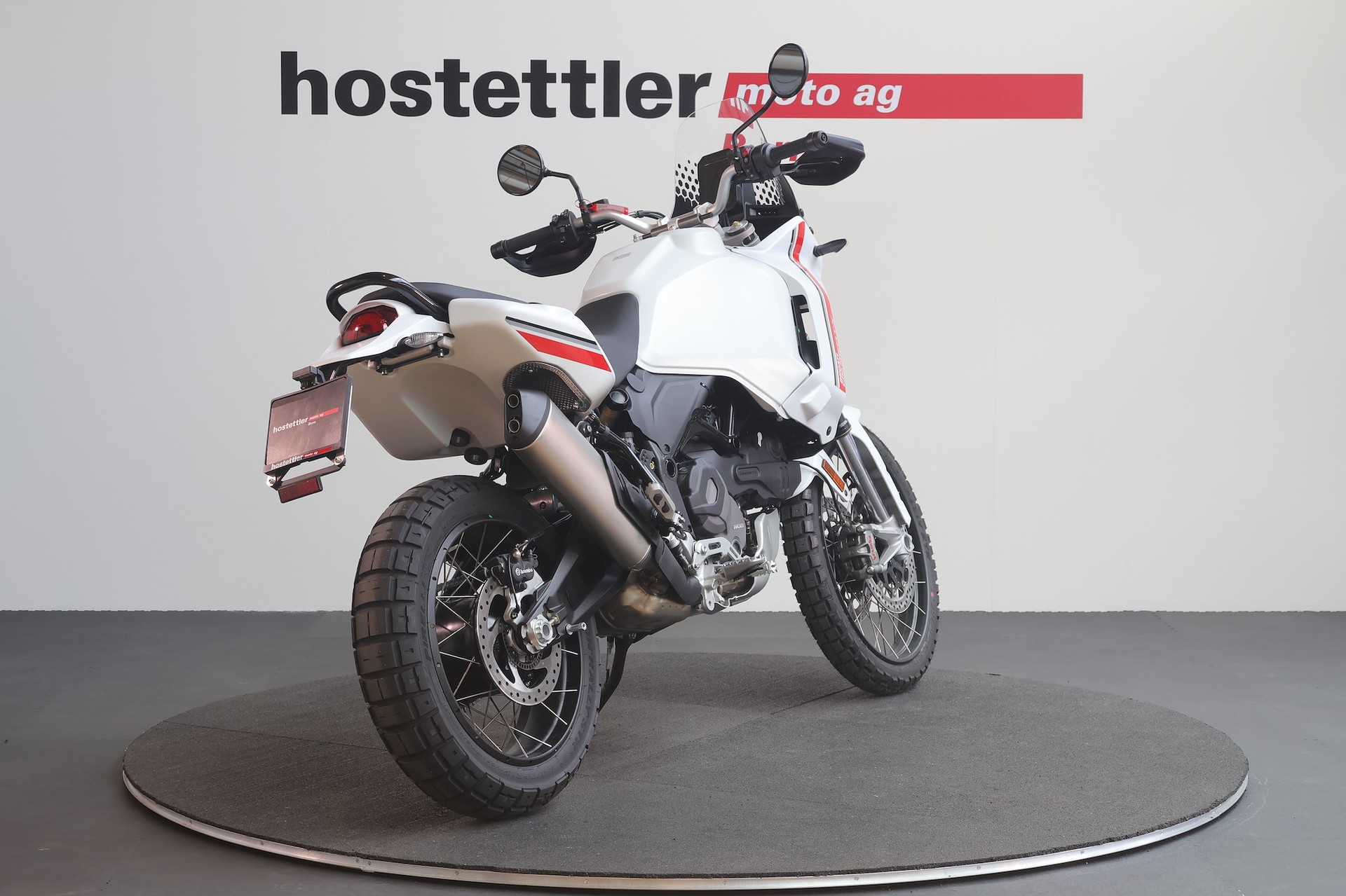 DUCATI Desert X mit Zusatztank-image-2