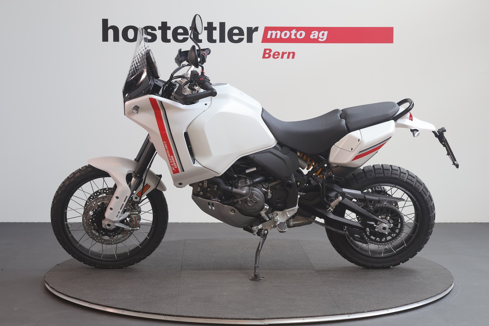 DUCATI Desert X mit Zusatztank-image-4