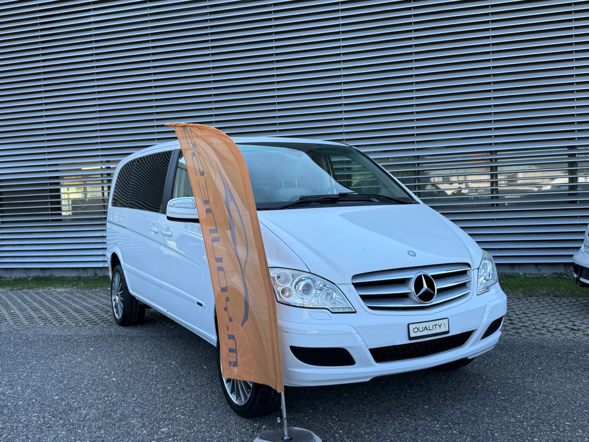 MERCEDES-BENZ Viano 2.2 CDI Blue Eff. Ambiente Ed. EL 4Matic A