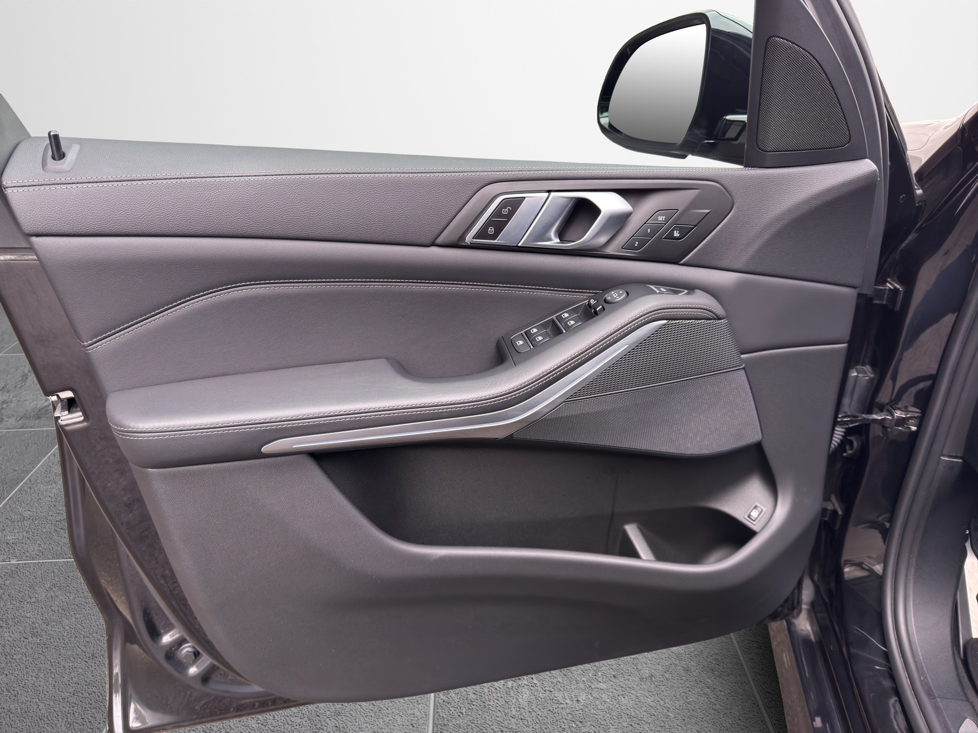 BMW X5 45e xDrive SAG-image-10