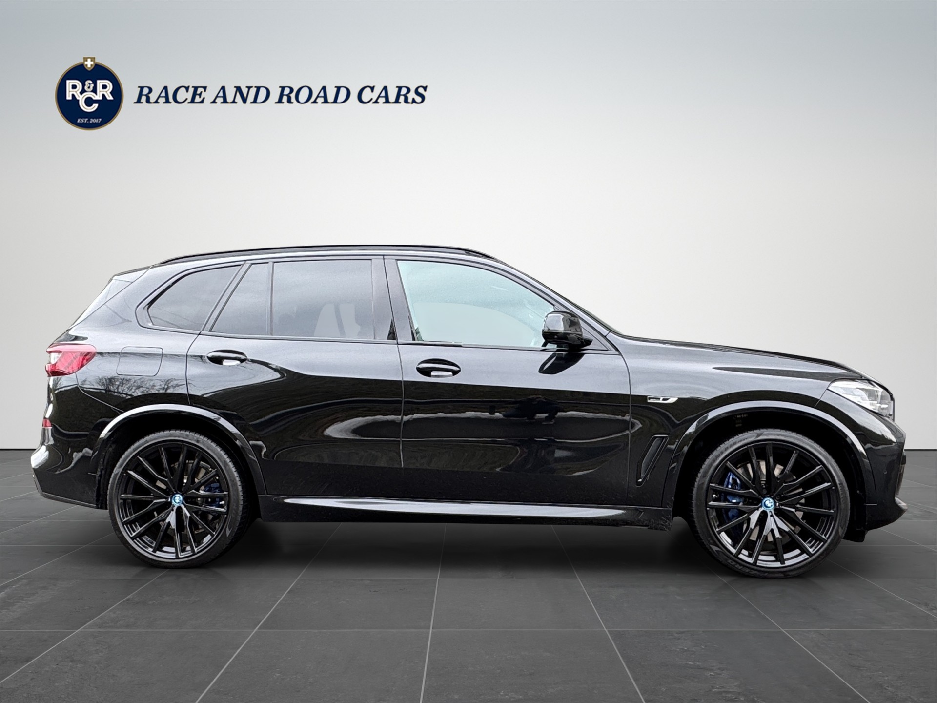 BMW X5 45e xDrive SAG-showroom-element-3