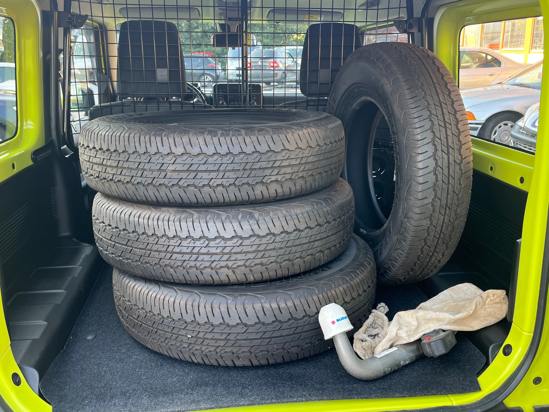 SUZUKI Jimny 1.5 Compact+ 4x4-image-10