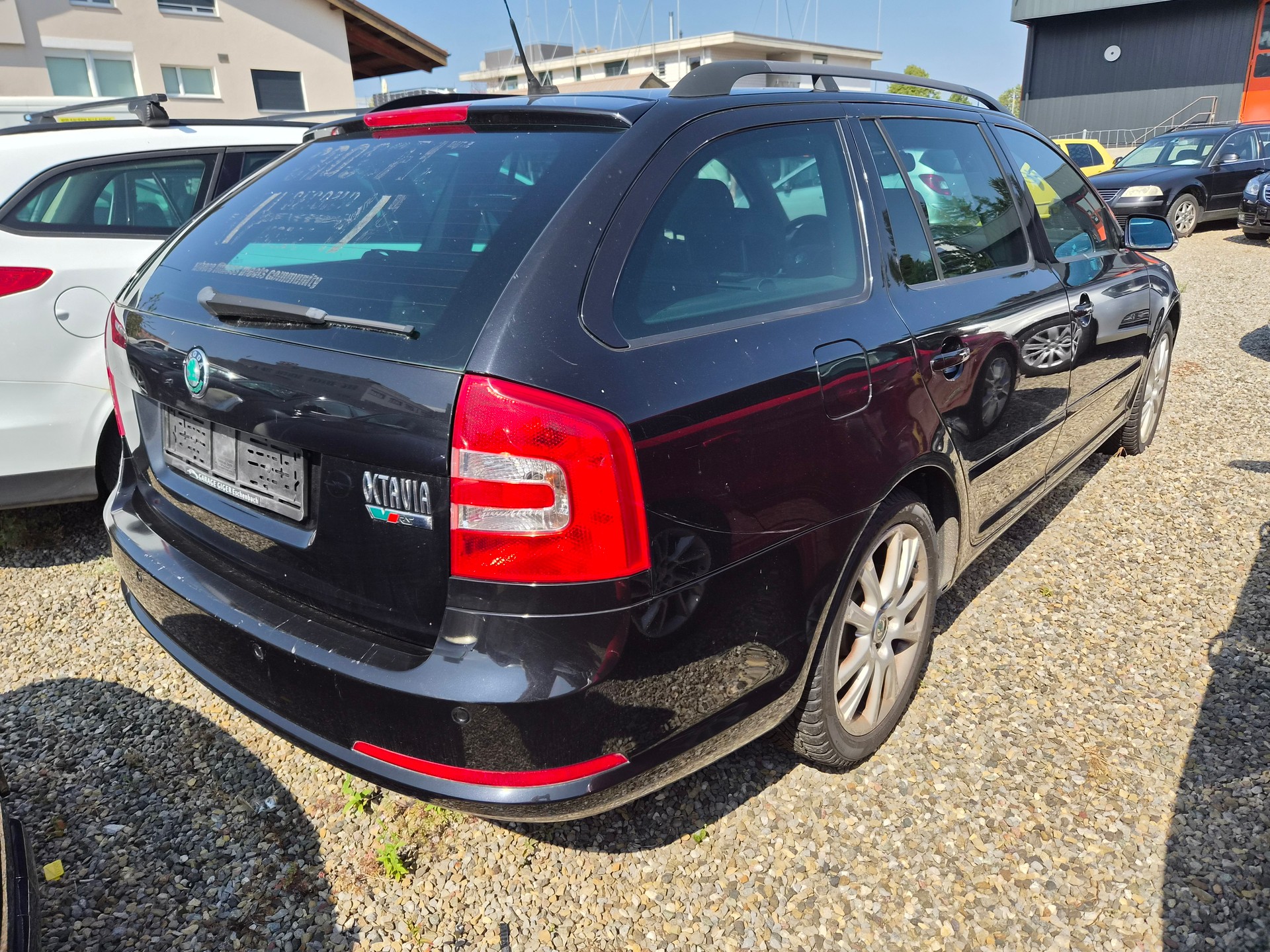 SKODA Octavia 2.0 TFSI RS-showroom-element-3
