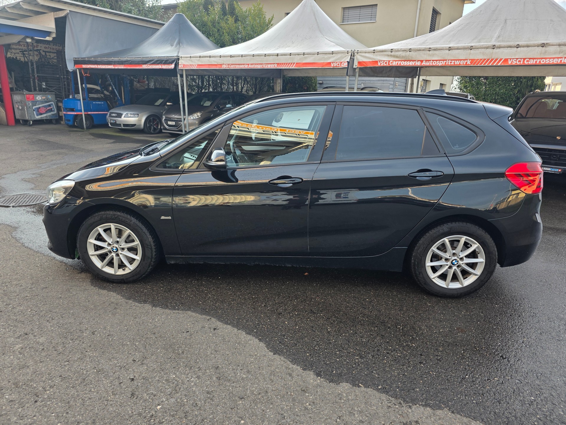 BMW 220d xDrive Active Tourer Sport Line Steptronic-image-7