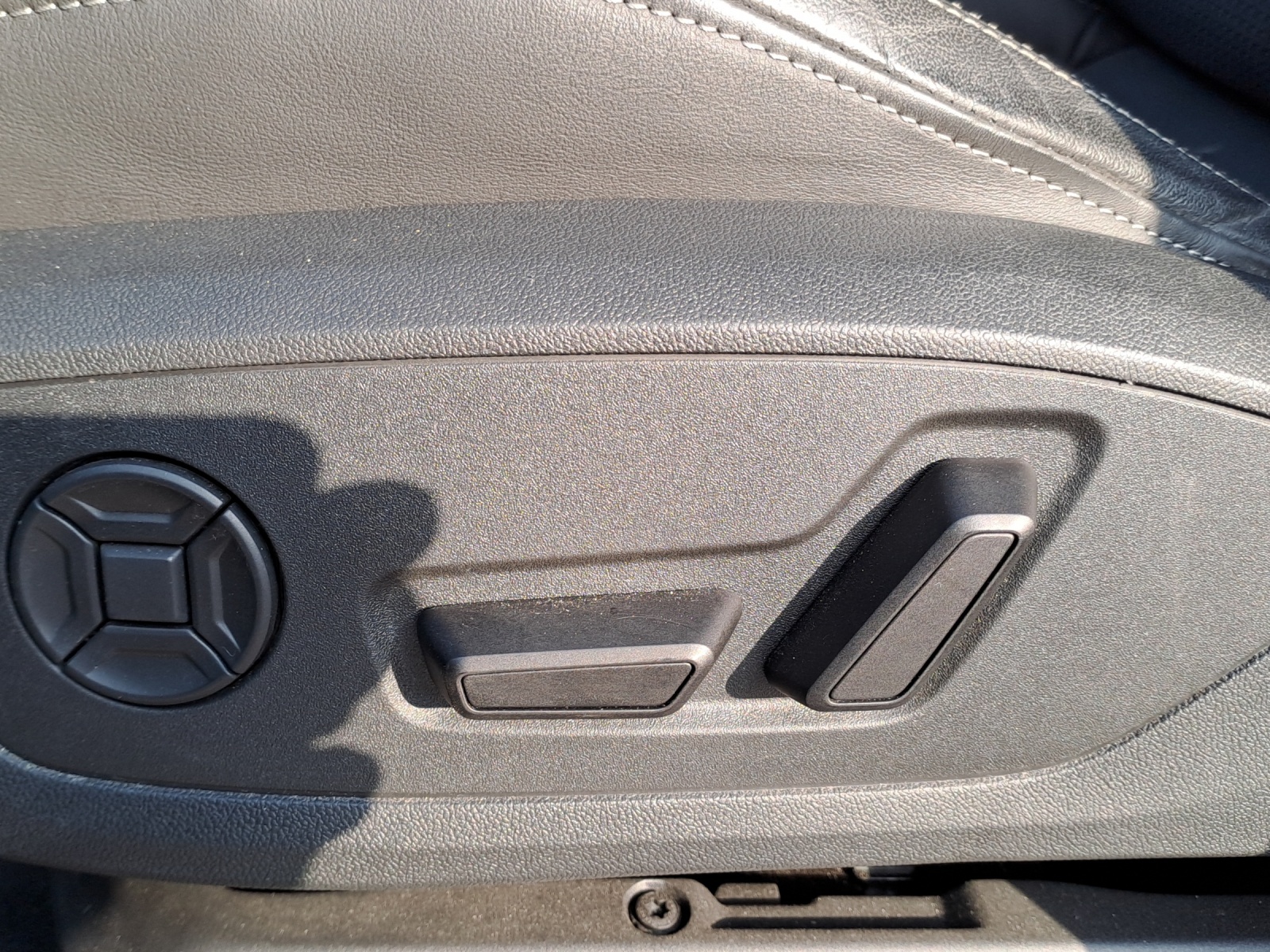 AUDI Q3 Sportback 35 TFSI S line Attraction S-tronic-image-12