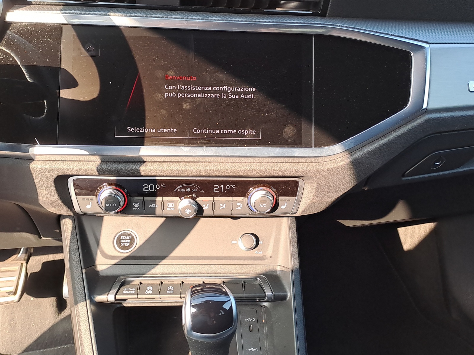 AUDI Q3 Sportback 35 TFSI S line Attraction S-tronic-image-10