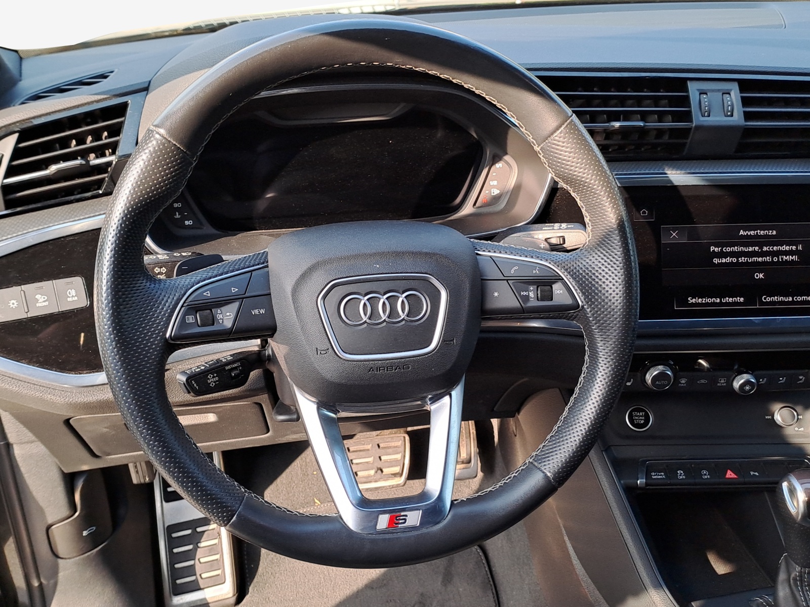 AUDI Q3 Sportback 35 TFSI S line Attraction S-tronic-image-9