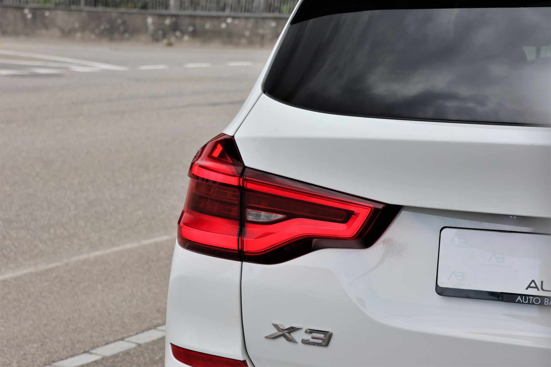 BMW X3 xDrive 30e M Sport (CH)-image-5