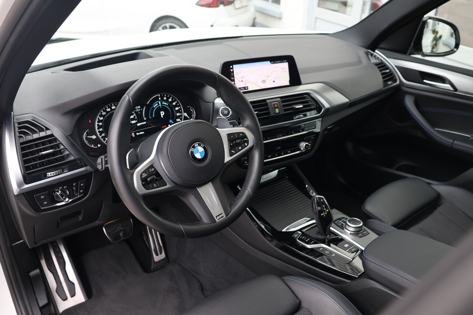 BMW X3 xDrive 30e M Sport (CH)-image-9