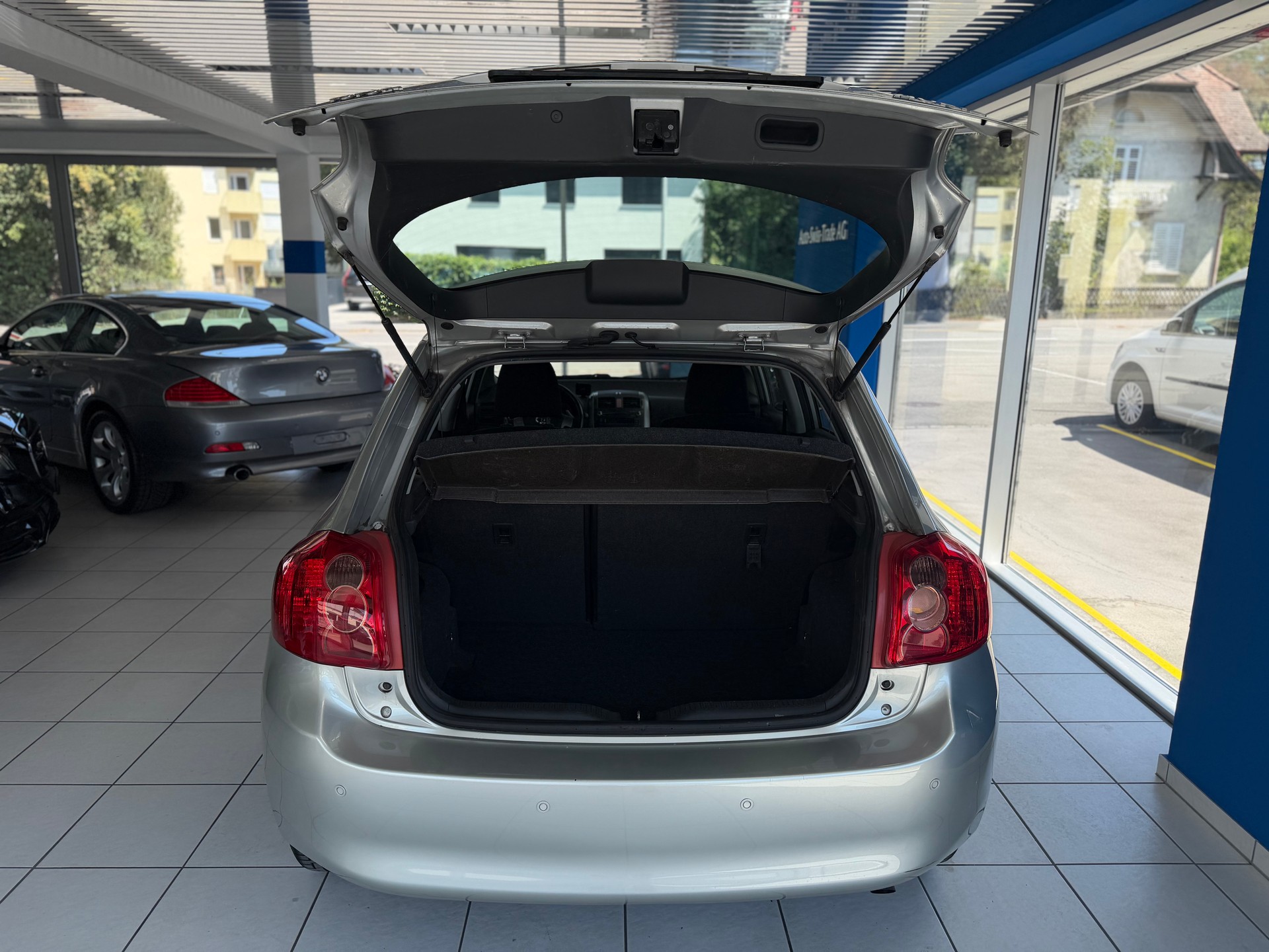 TOYOTA Auris 1.6 Linea Sol MultiMode-image-8