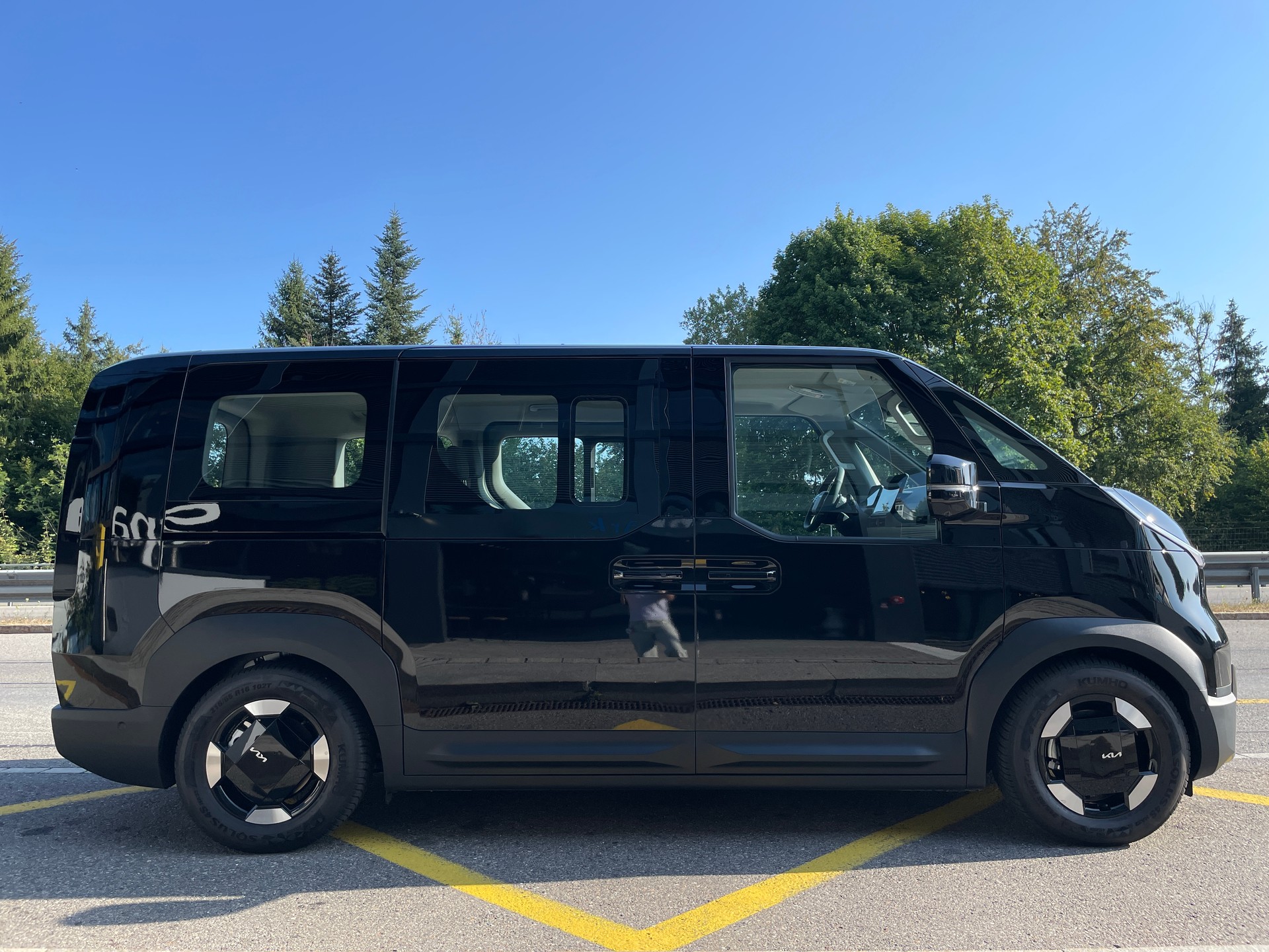 KIA PV5 71.2 kWh Elite mit Wärmepumpe, VOLLAUSSTATTUNG-showroom-element-3