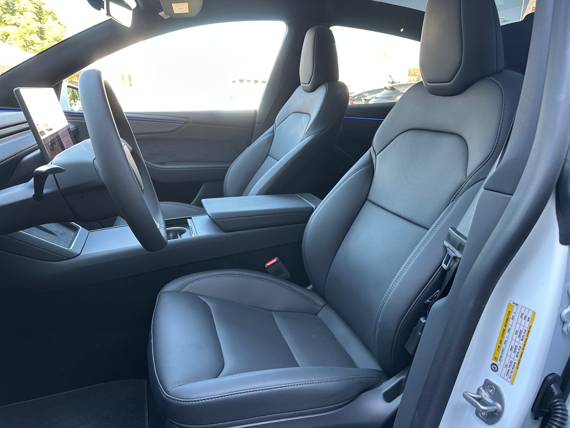 TESLA Model Y Premium AWD Maximale Reichweite 2026-image-8