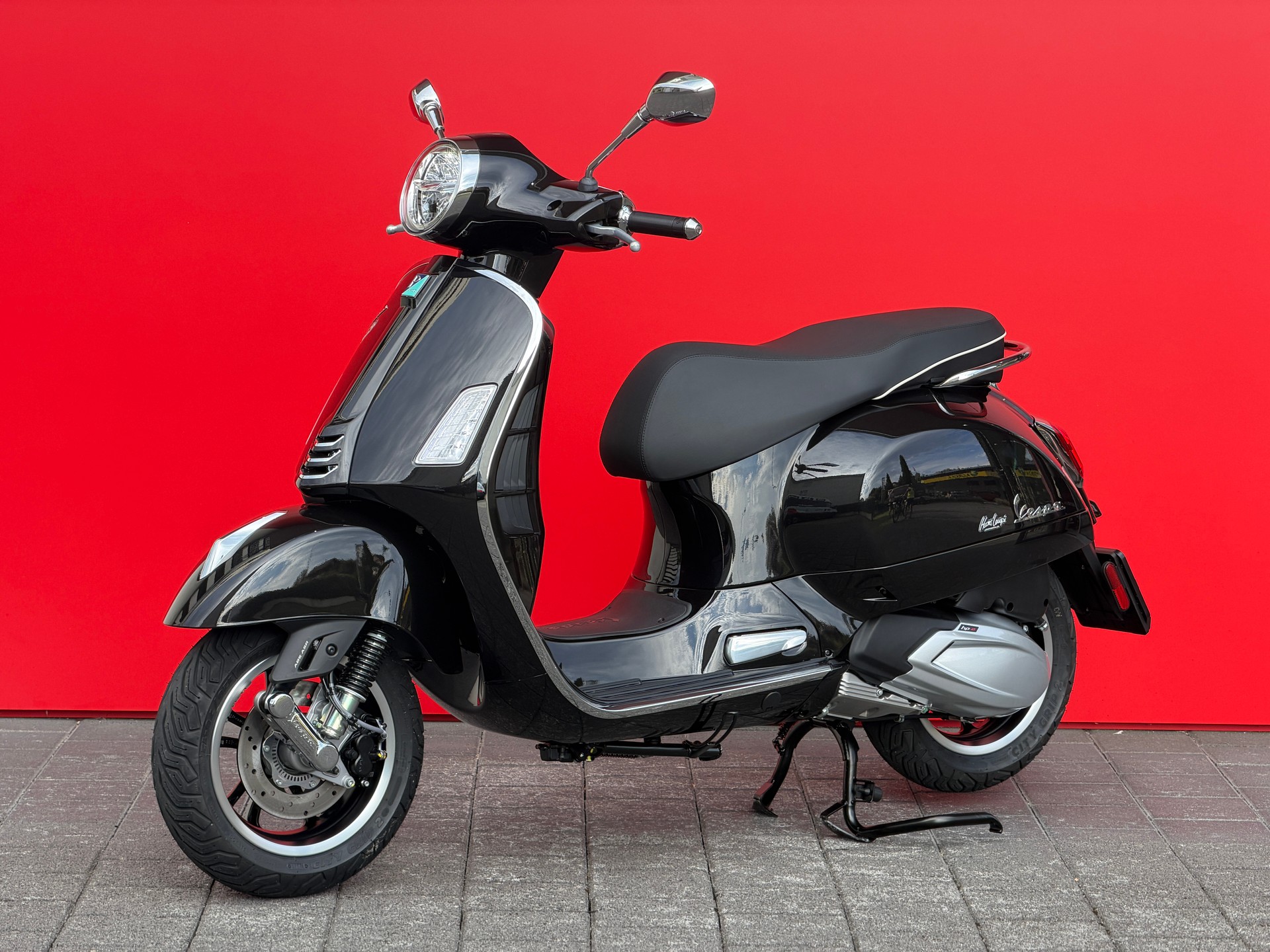 PIAGGIO Vespa GTS 125 Super RST Euro 5+ MY26-image-13