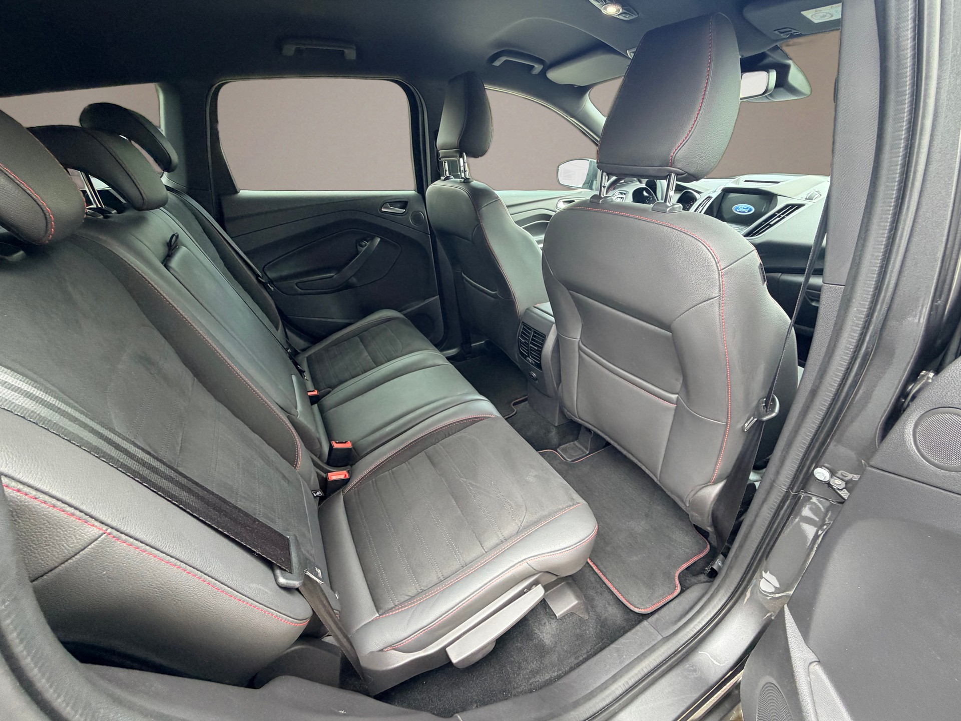 FORD Kuga 2.0 SCTi ST Line High 4WD Automatic-image-10
