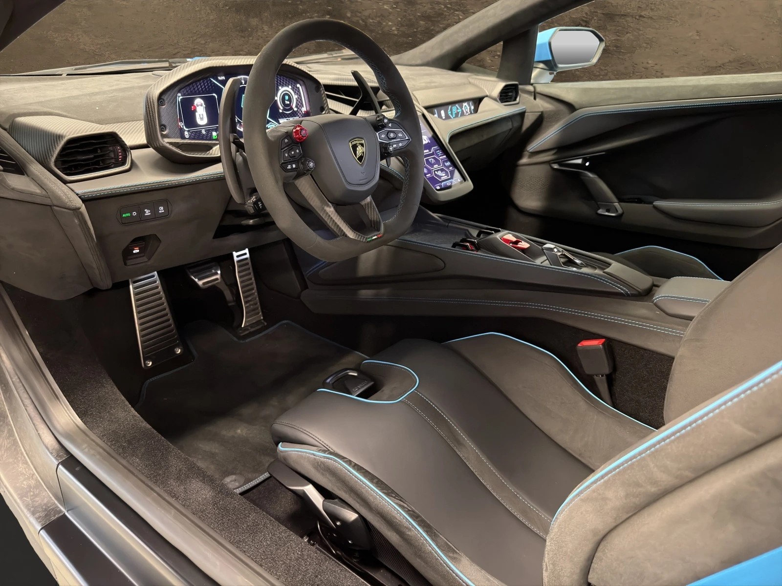 LAMBORGHINI REVUELTO-image-8