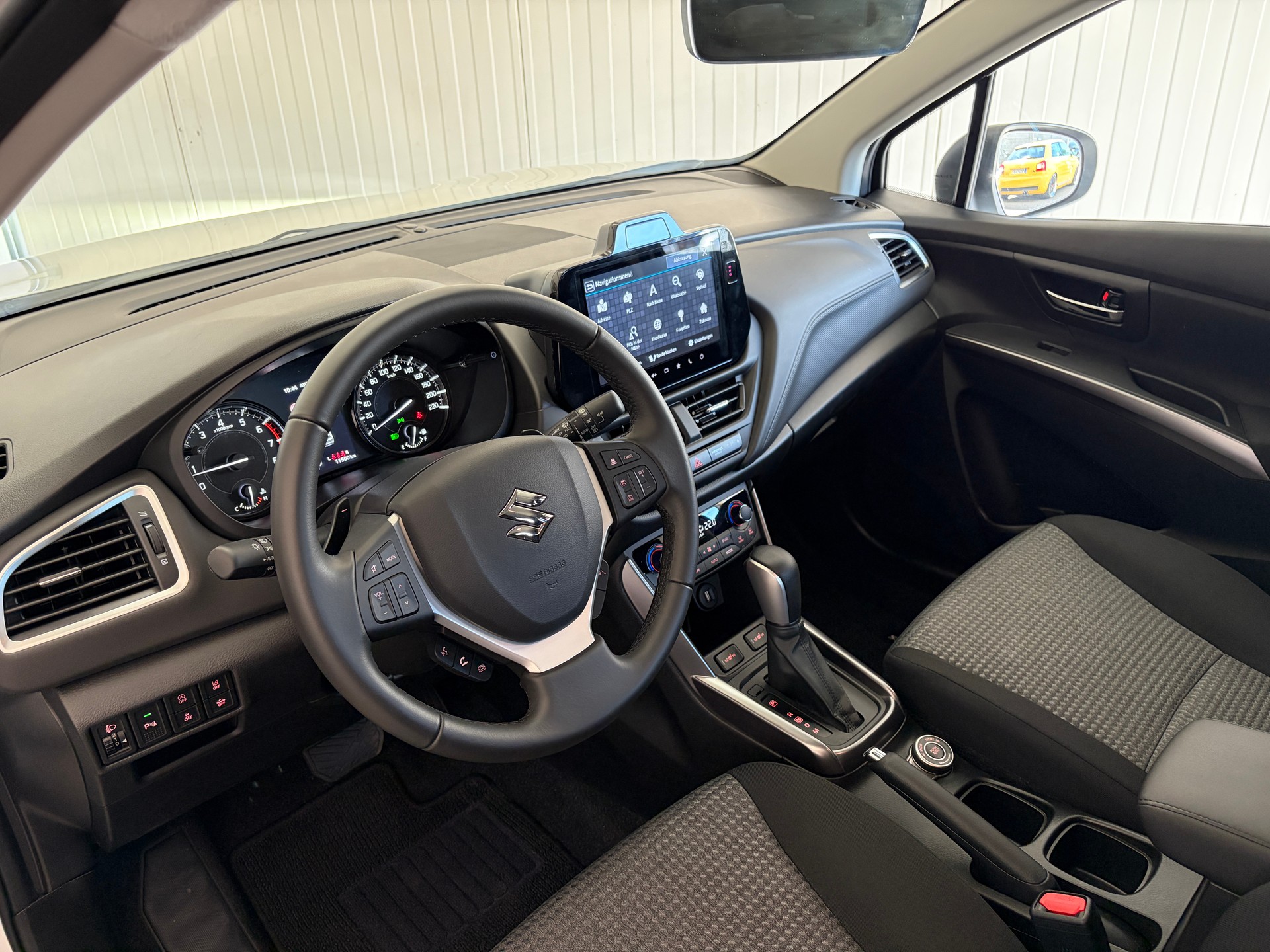 SUZUKI S-Cross 1.4 16V MHD 4WD Automatic NAVI KAMERA LED 17" LM-RÄDER-image-8