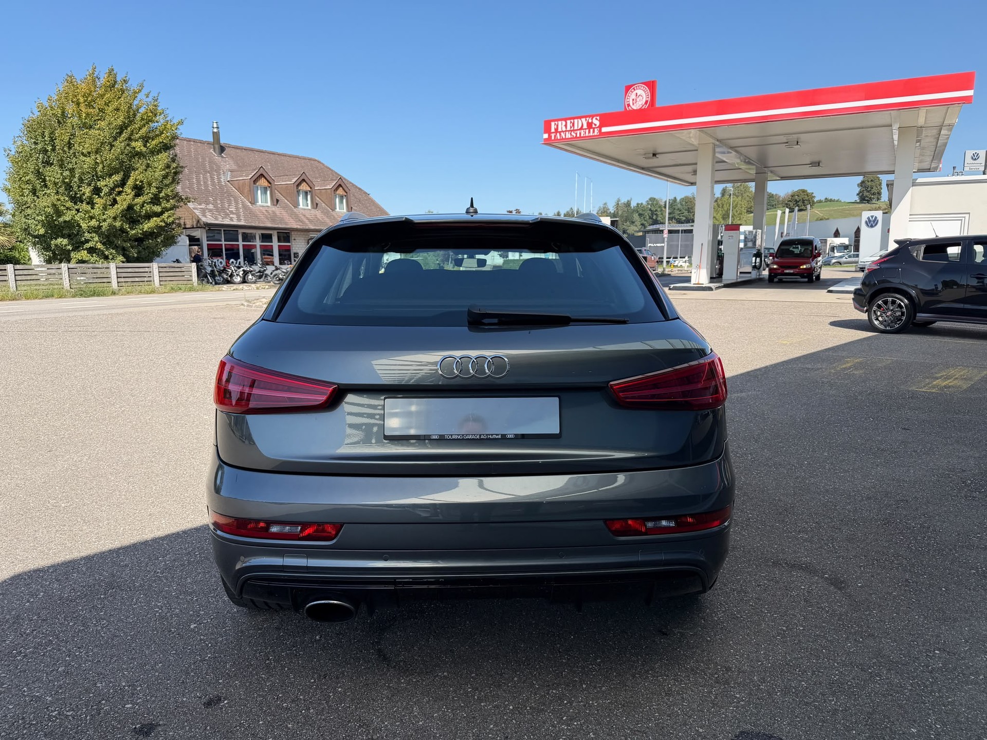 AUDI RS Q3 2.5 TFSI quattro S-tronic-showroom-element-3