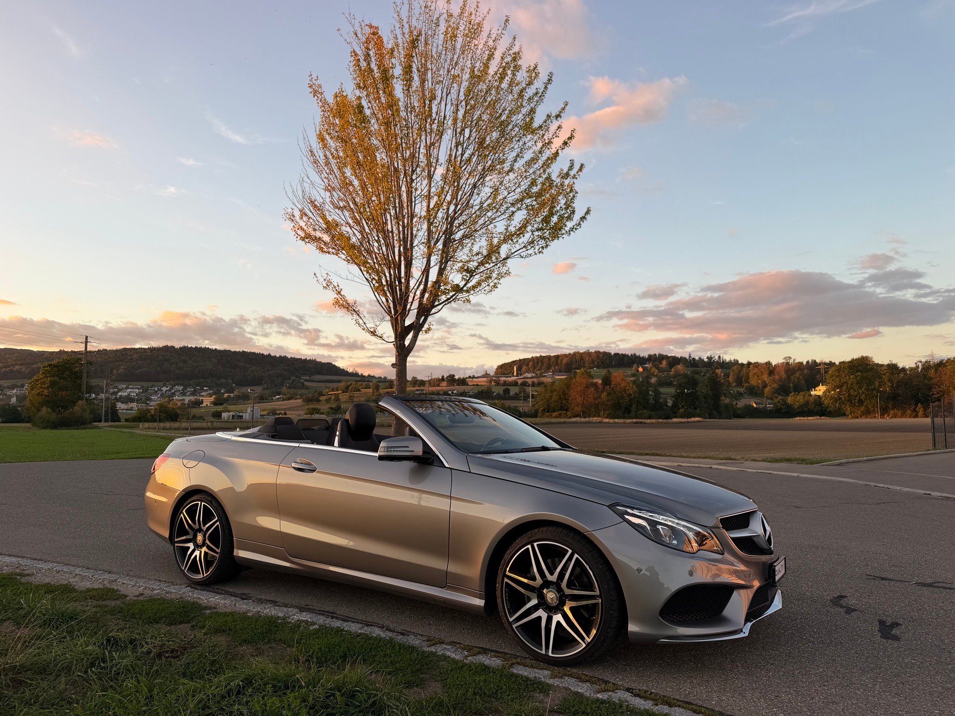 MERCEDES-BENZ E 400 7G-Tronic*** AMG LINE***360°-Kamera-showroom-element-2