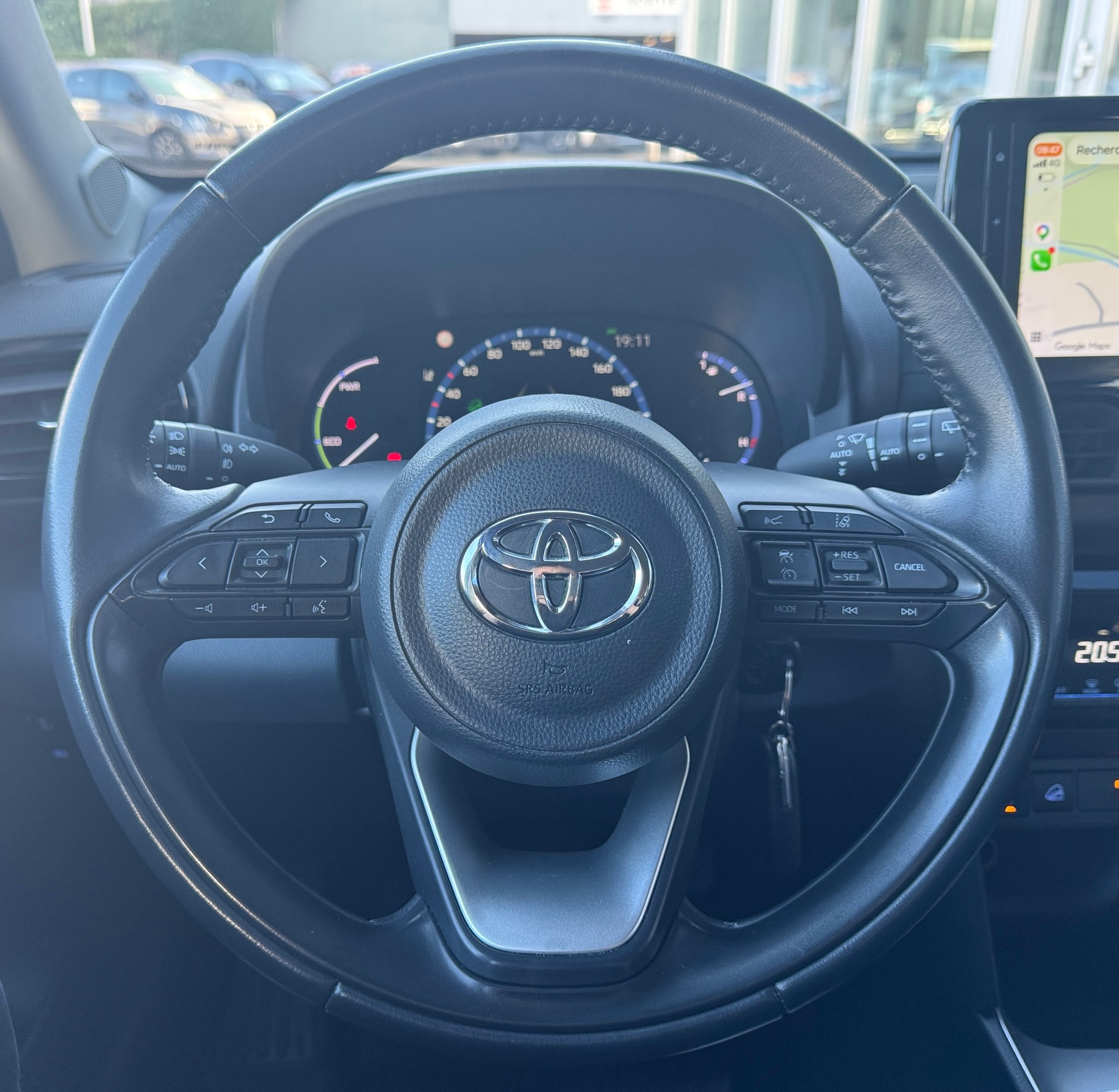TOYOTA Yaris Cross 1.5 Comfort AWDi e-CVT-image-18