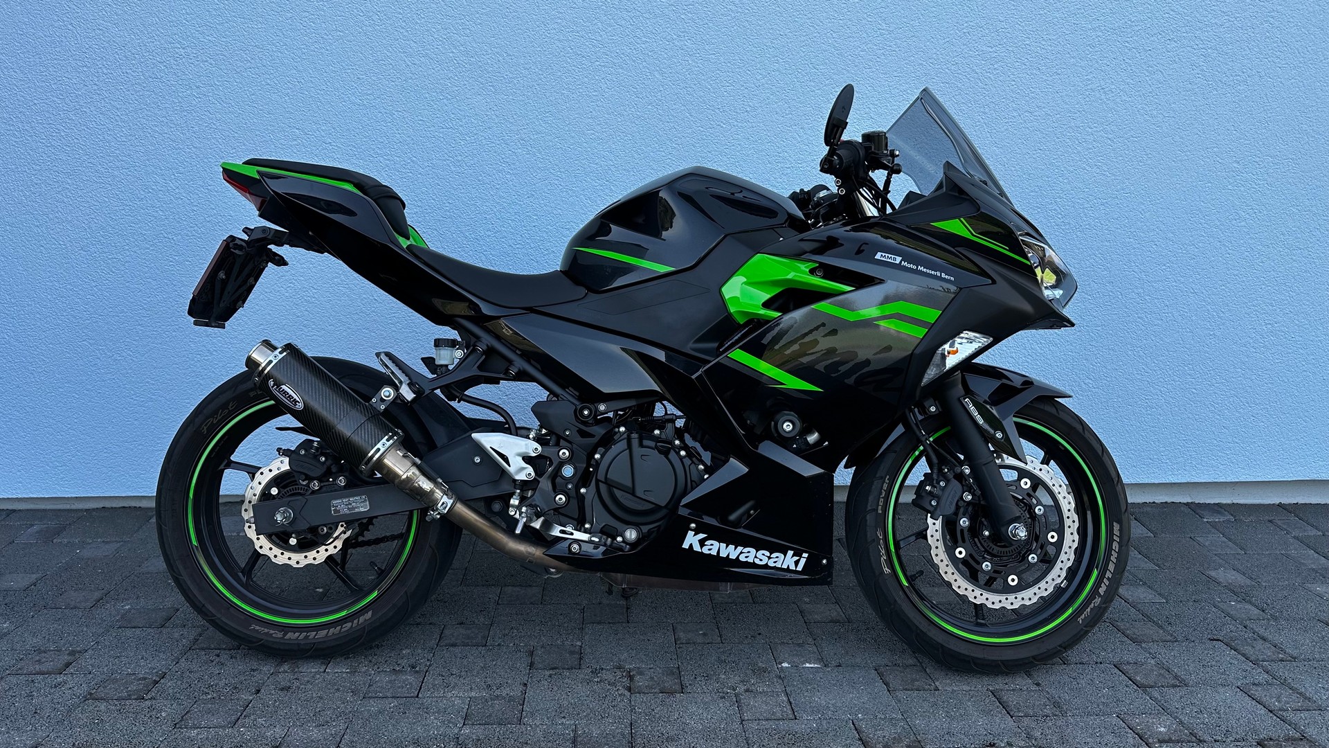 KAWASAKI Ninja 400 ABS