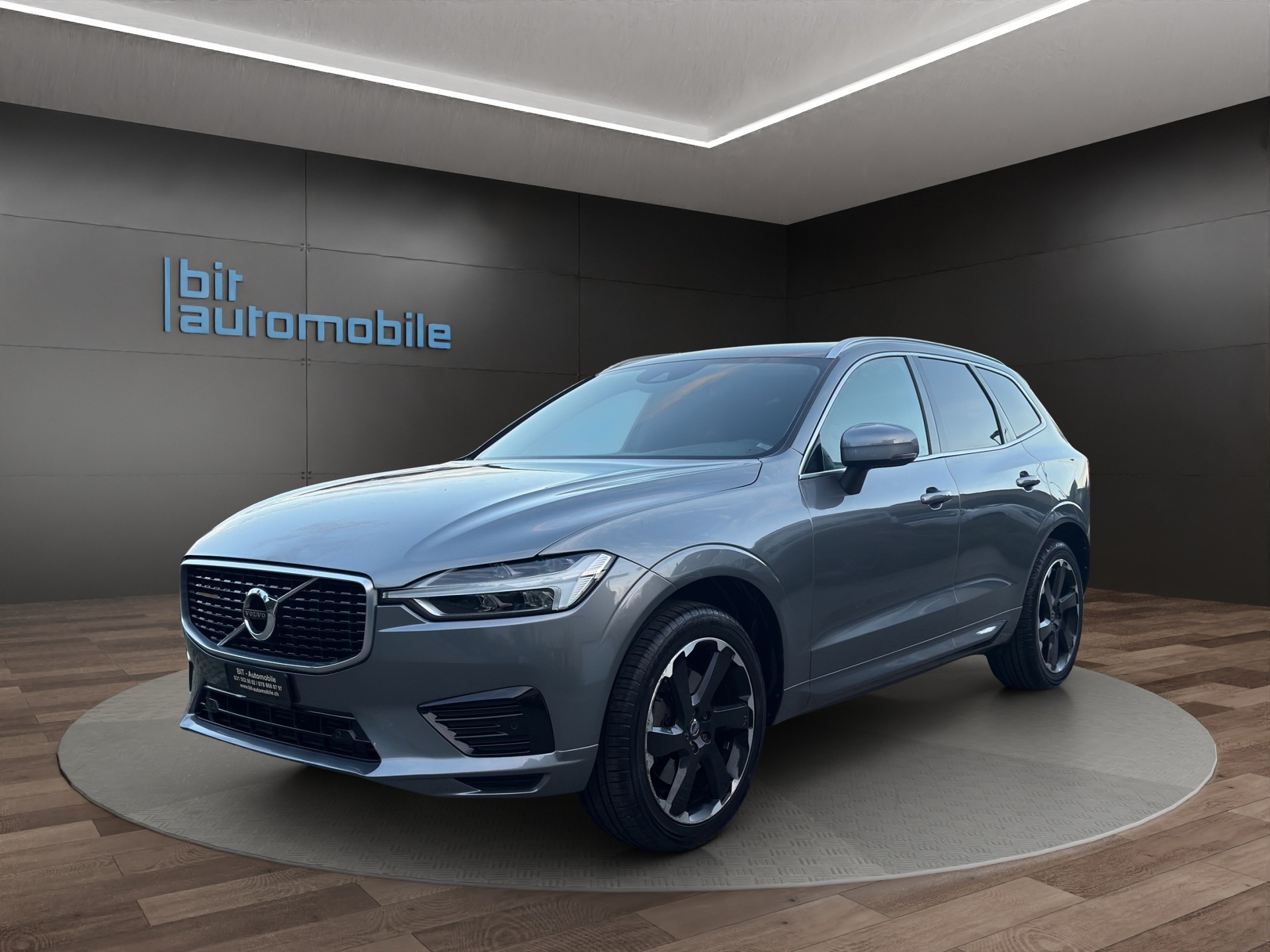 VOLVO XC60 T5 AWD Momentum Geartronic