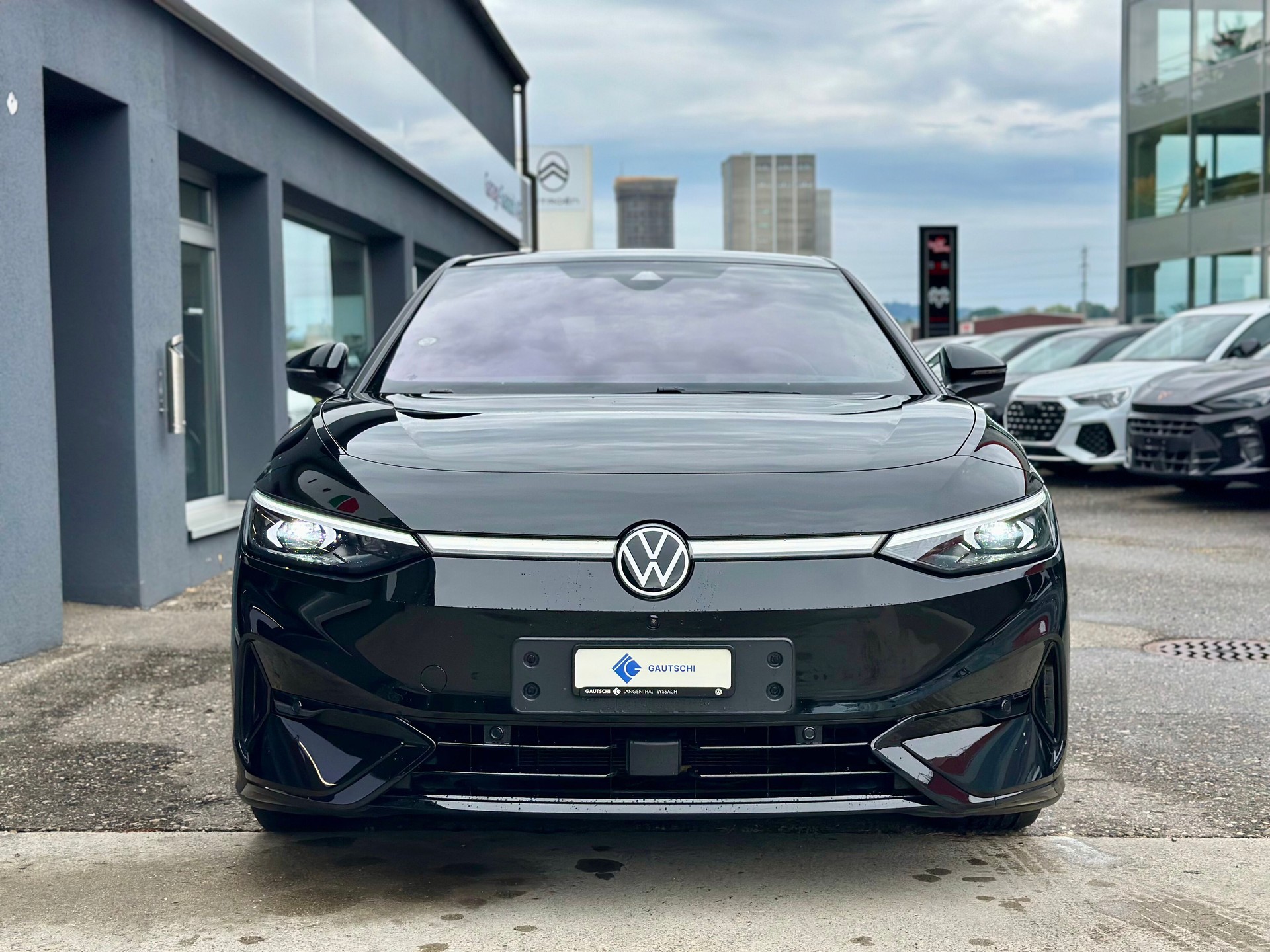VW ID.7 Pro 77 kWh Pro-image-1