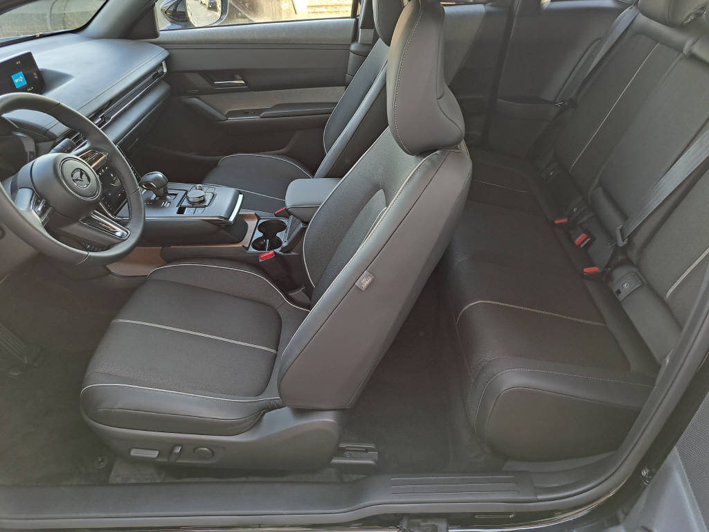 MAZDA MX-30 e-Skyactiv 170cv R-EV Makoto-image-8
