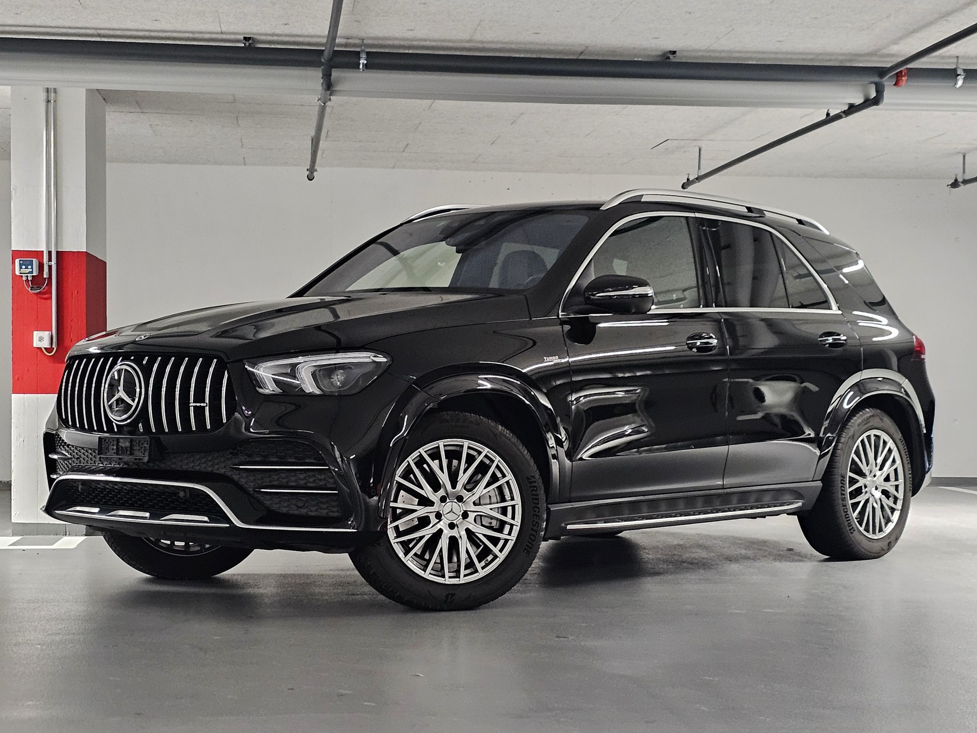 MERCEDES-BENZ GLE 53 AMG 4Matic+ 9G-Speedshift-showroom-element-1