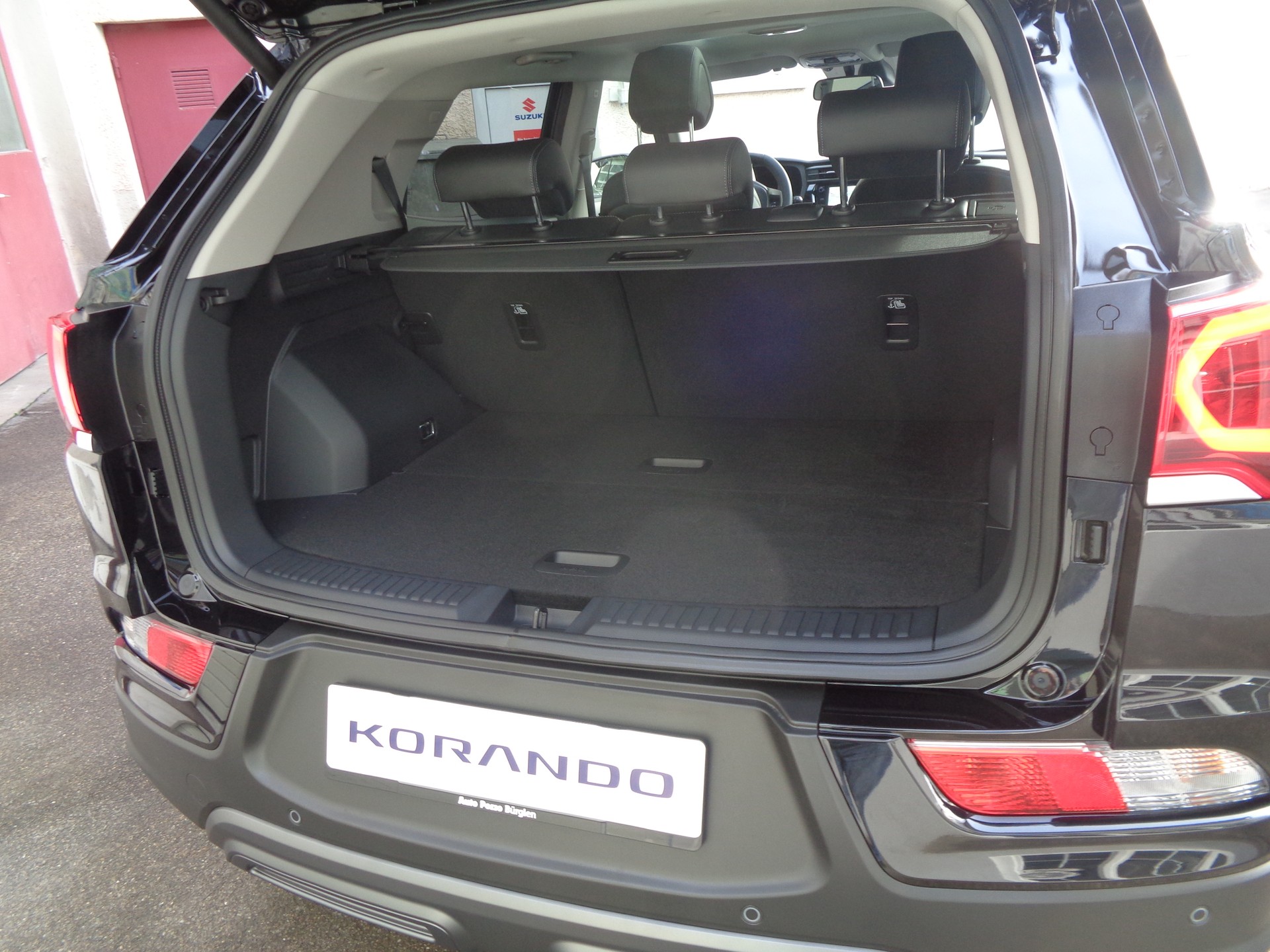 KGM-SsangYong Korando 1.5 T GDI Titanium 4WD Automat-image-7