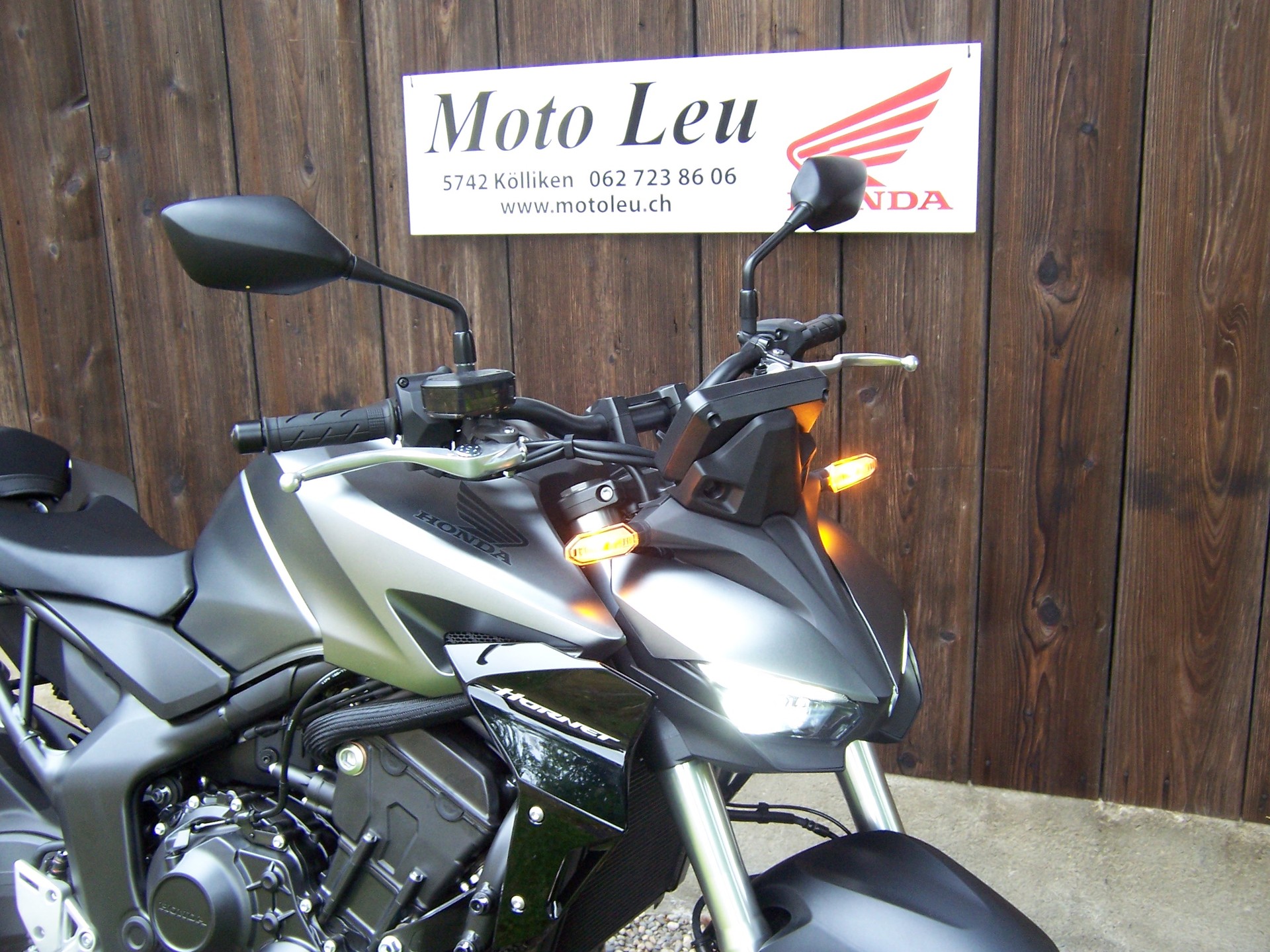 HONDA CB 1000 Hornet-image-9