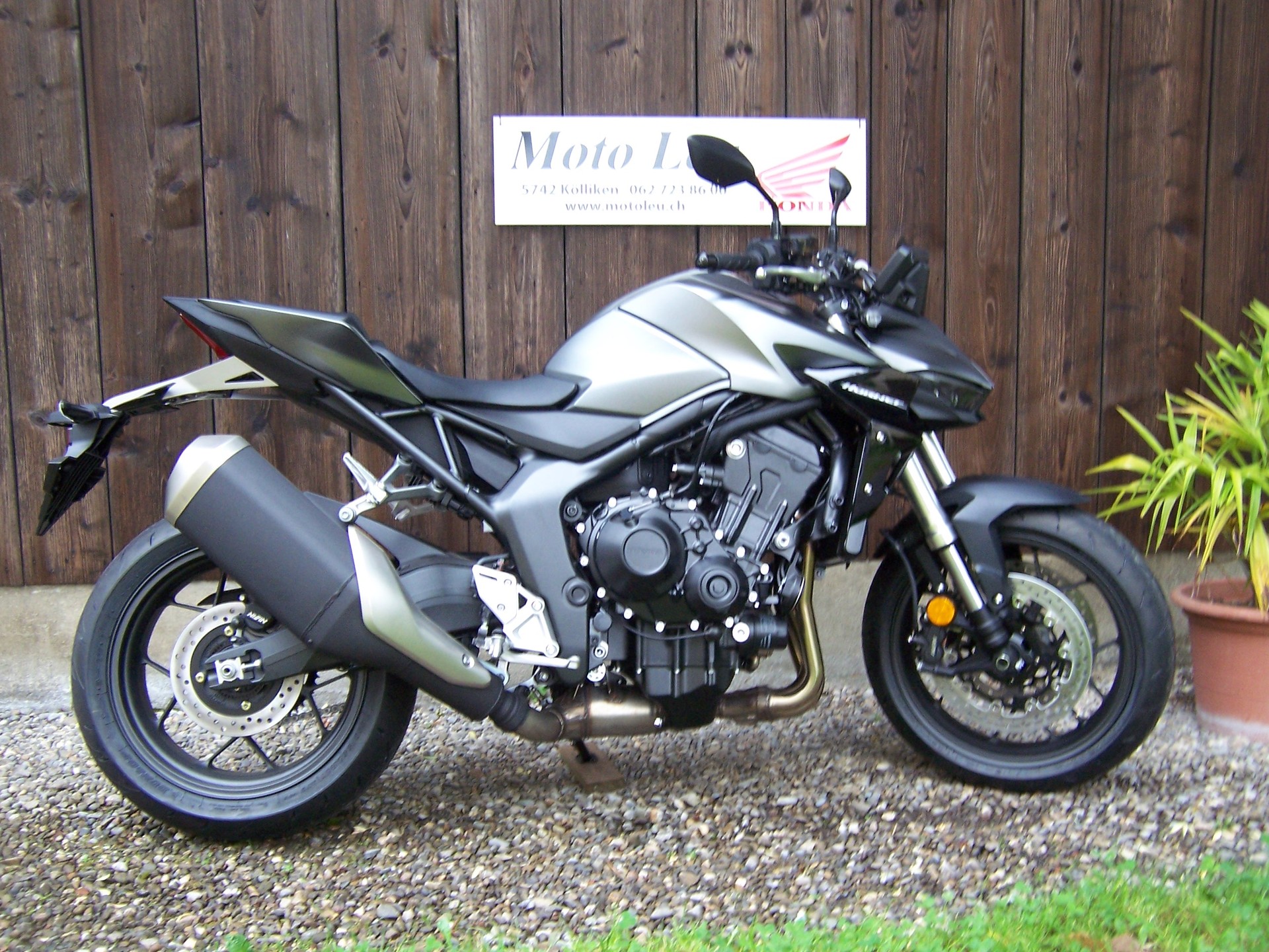 HONDA CB 1000 Hornet-image-7