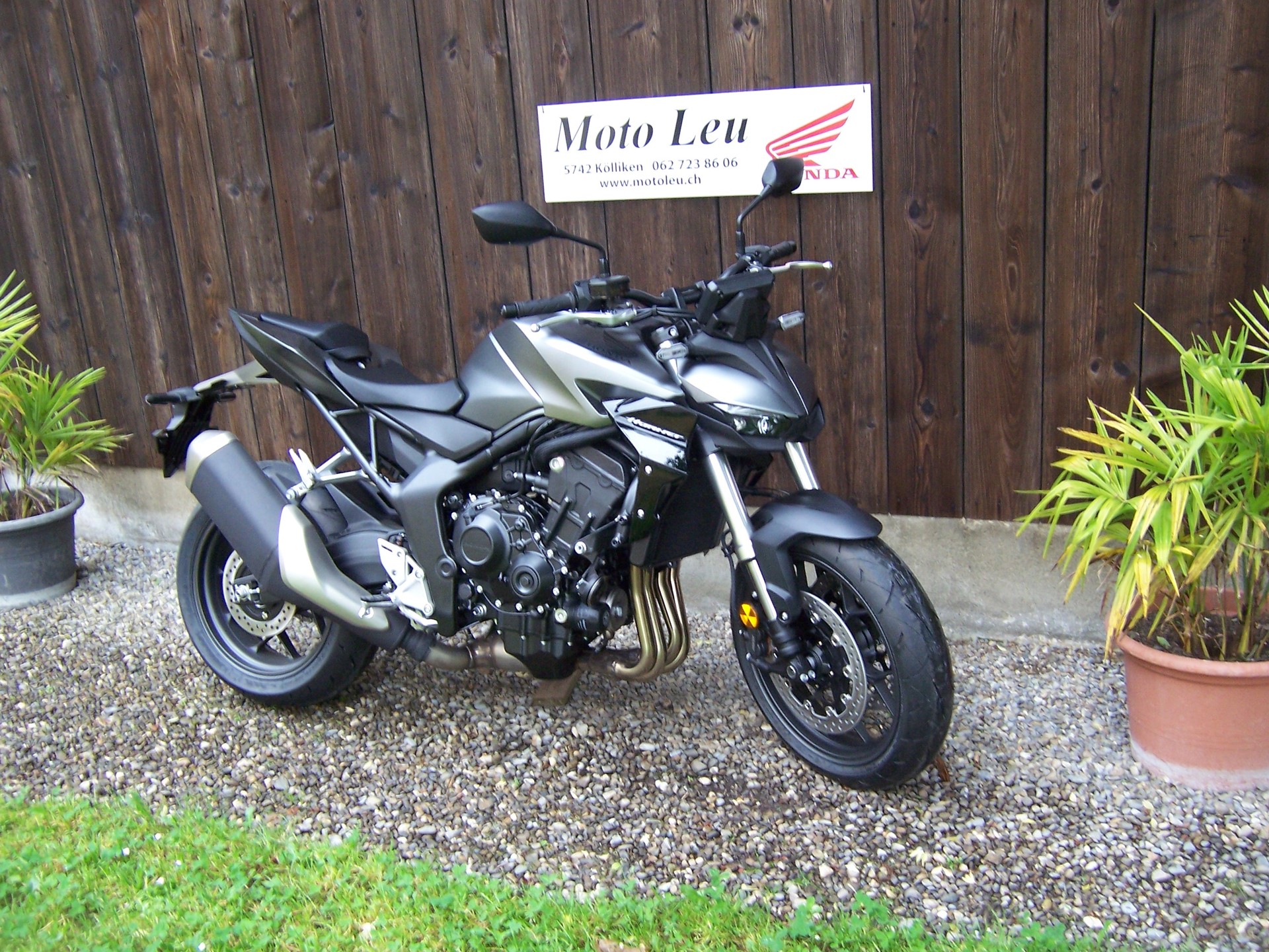 HONDA CB 1000 Hornet-image-0