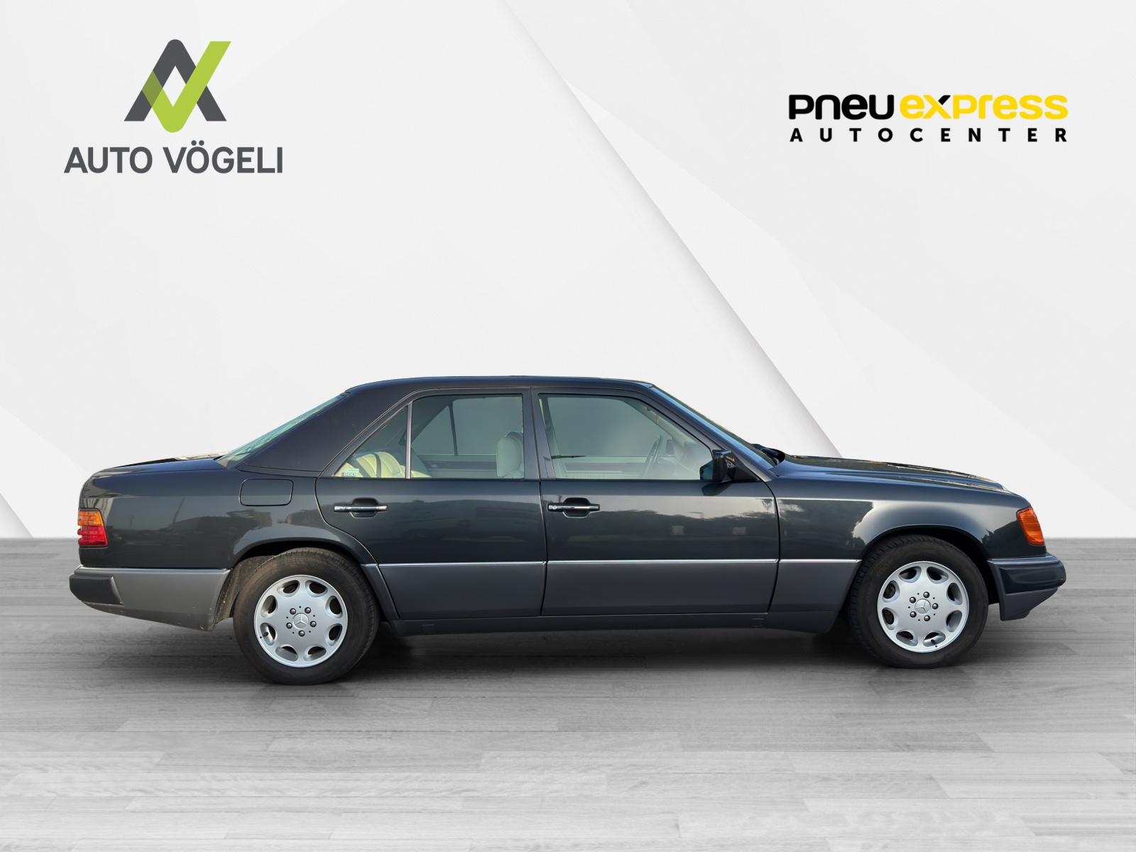 MERCEDES-BENZ 320 E-image-6