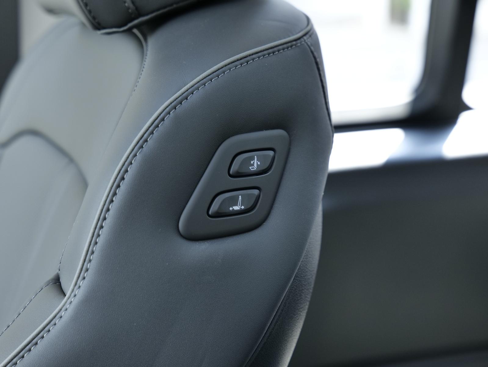 HYUNDAI Staria Premium 1.6 GDi HEV Vertex-image-27