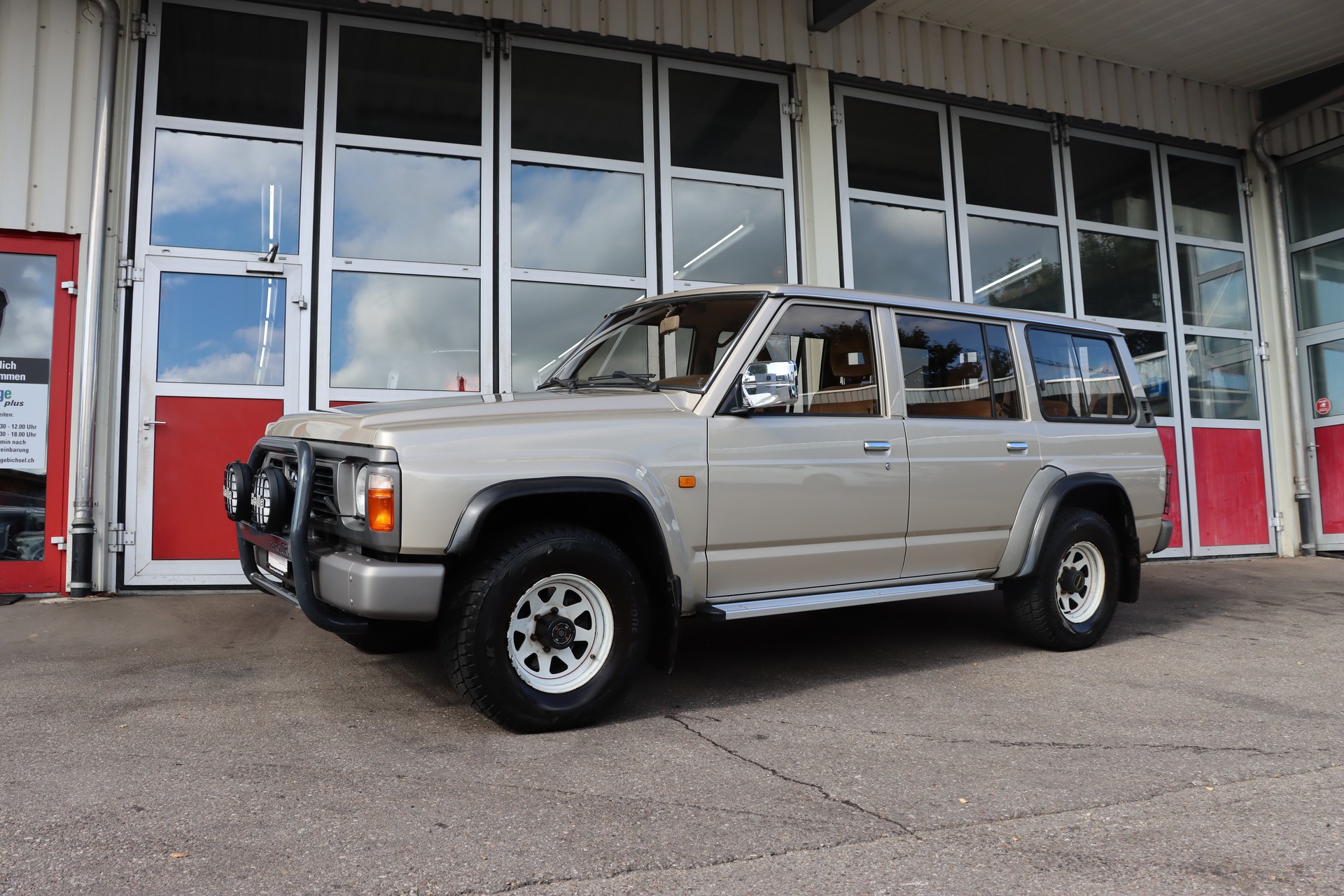 NISSAN Patrol GR 2.8 DL Wagon-image-4