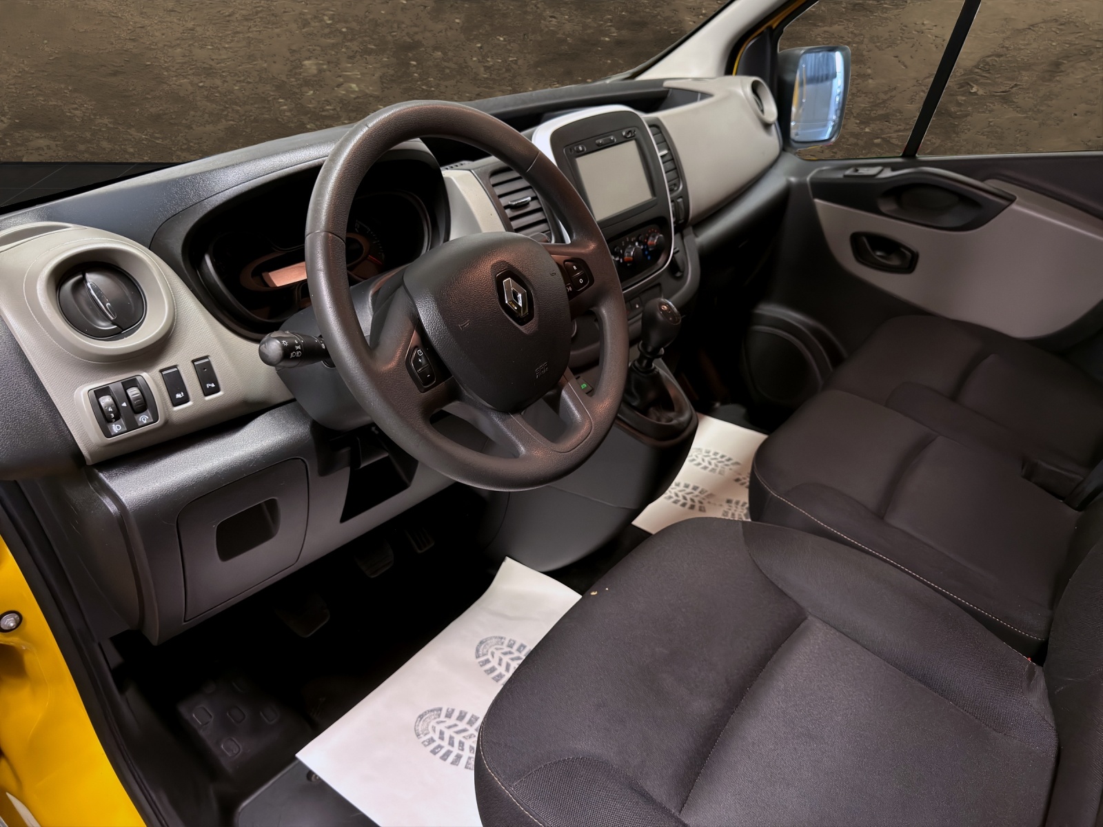 RENAULT Trafic 1.6 ENERGY TwinT. dCi125 2.9t Busin. L1H1-showroom-element-3