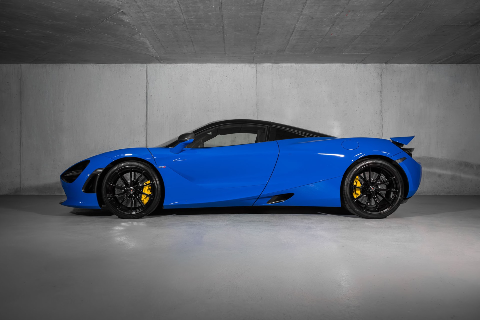 McLAREN 720S Coupé Performance 4.0 V8 SSG-showroom-element-1