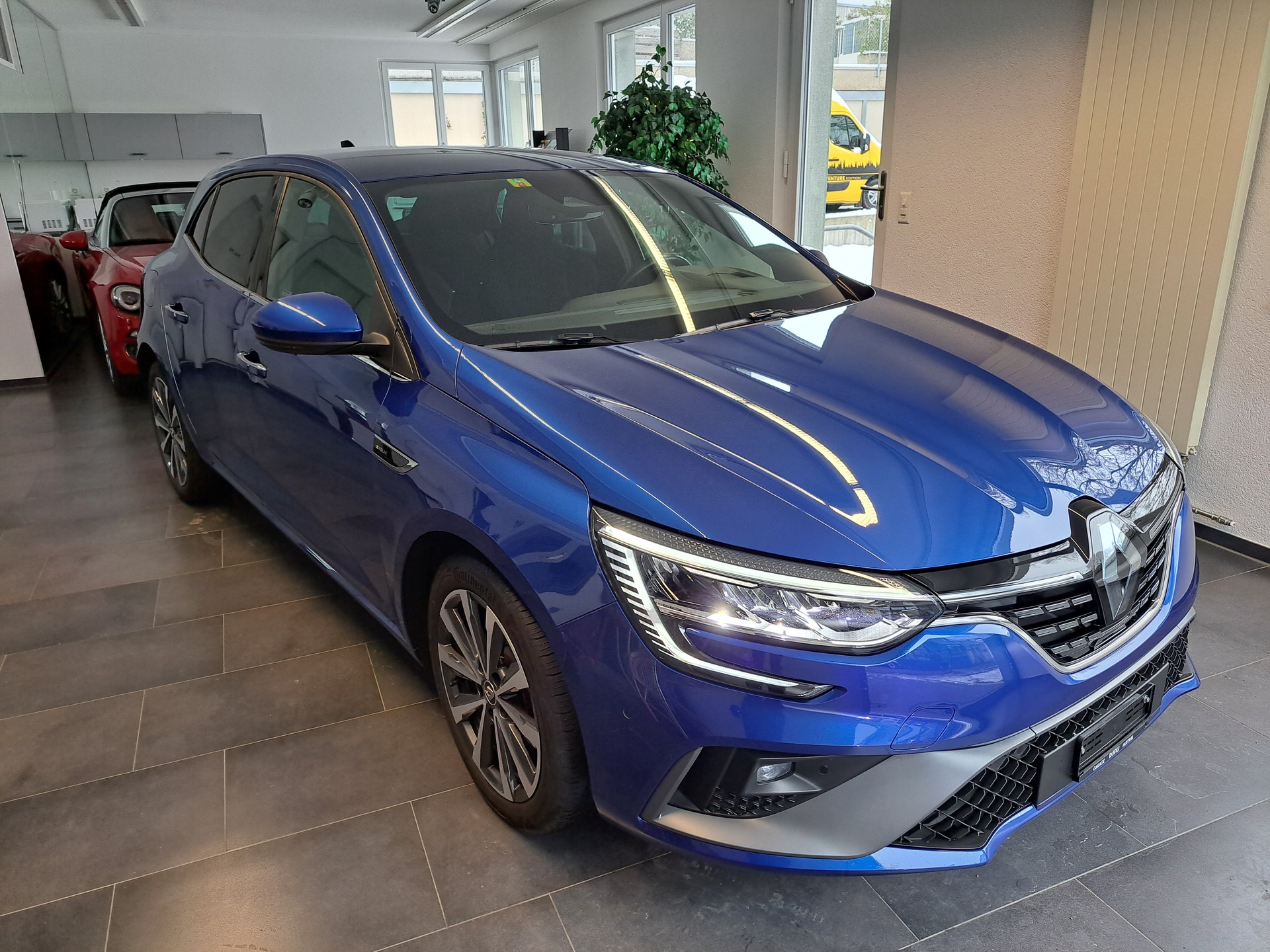 RENAULT Mégane Berline 1.3 16V R.S.Line EDC