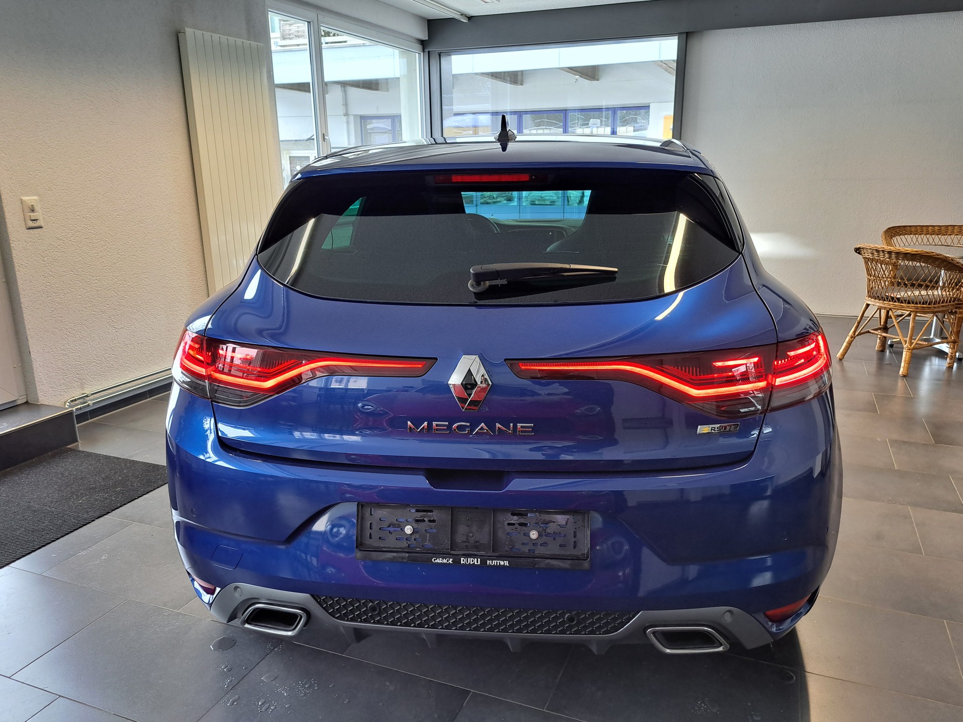 RENAULT Mégane Berline 1.3 16V R.S.Line EDC-image-6
