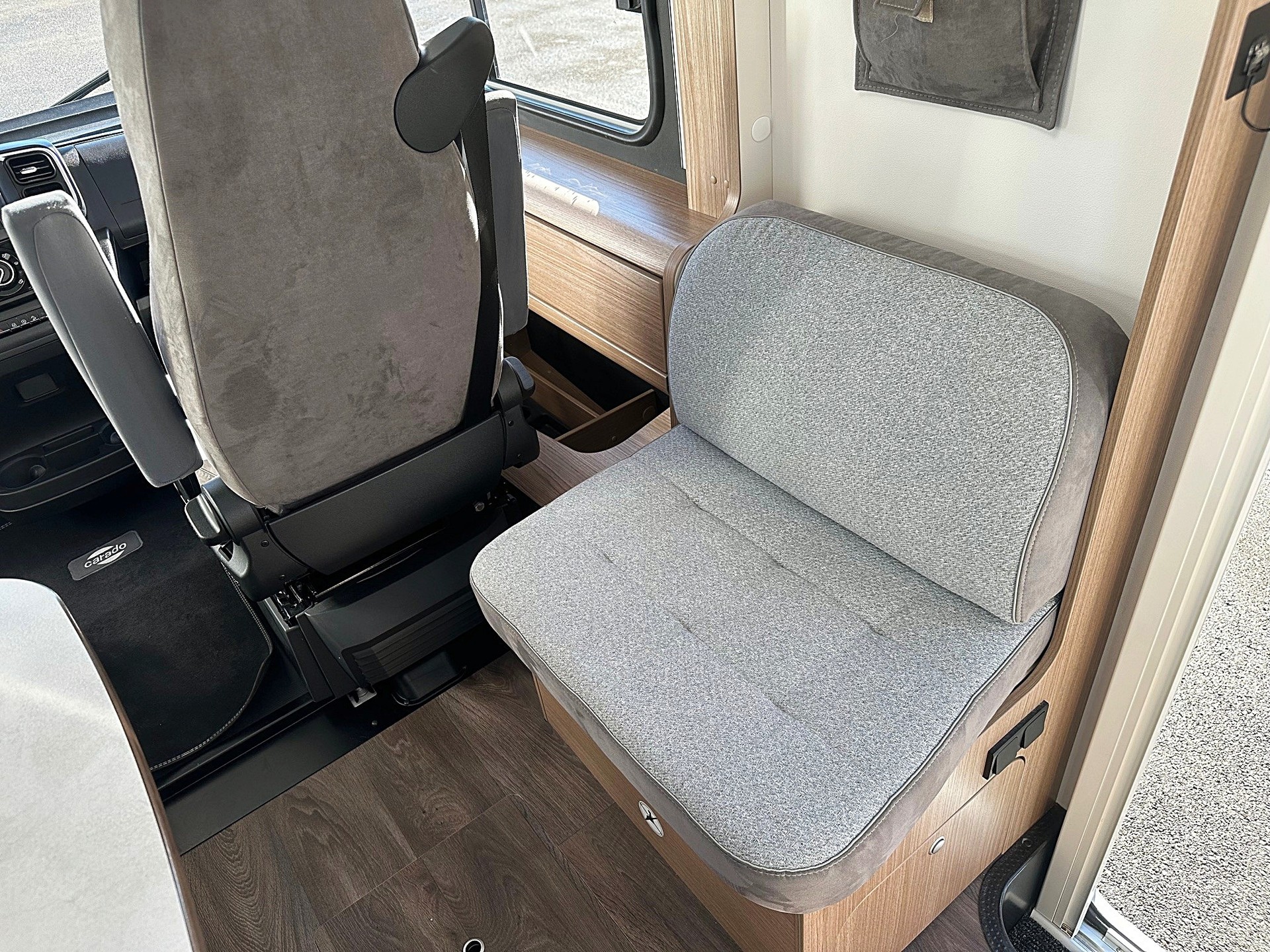CARADO I 447 2,2 DIESEL 9G-AUTOMAT FIAT DUCATO MJ 140-image-9