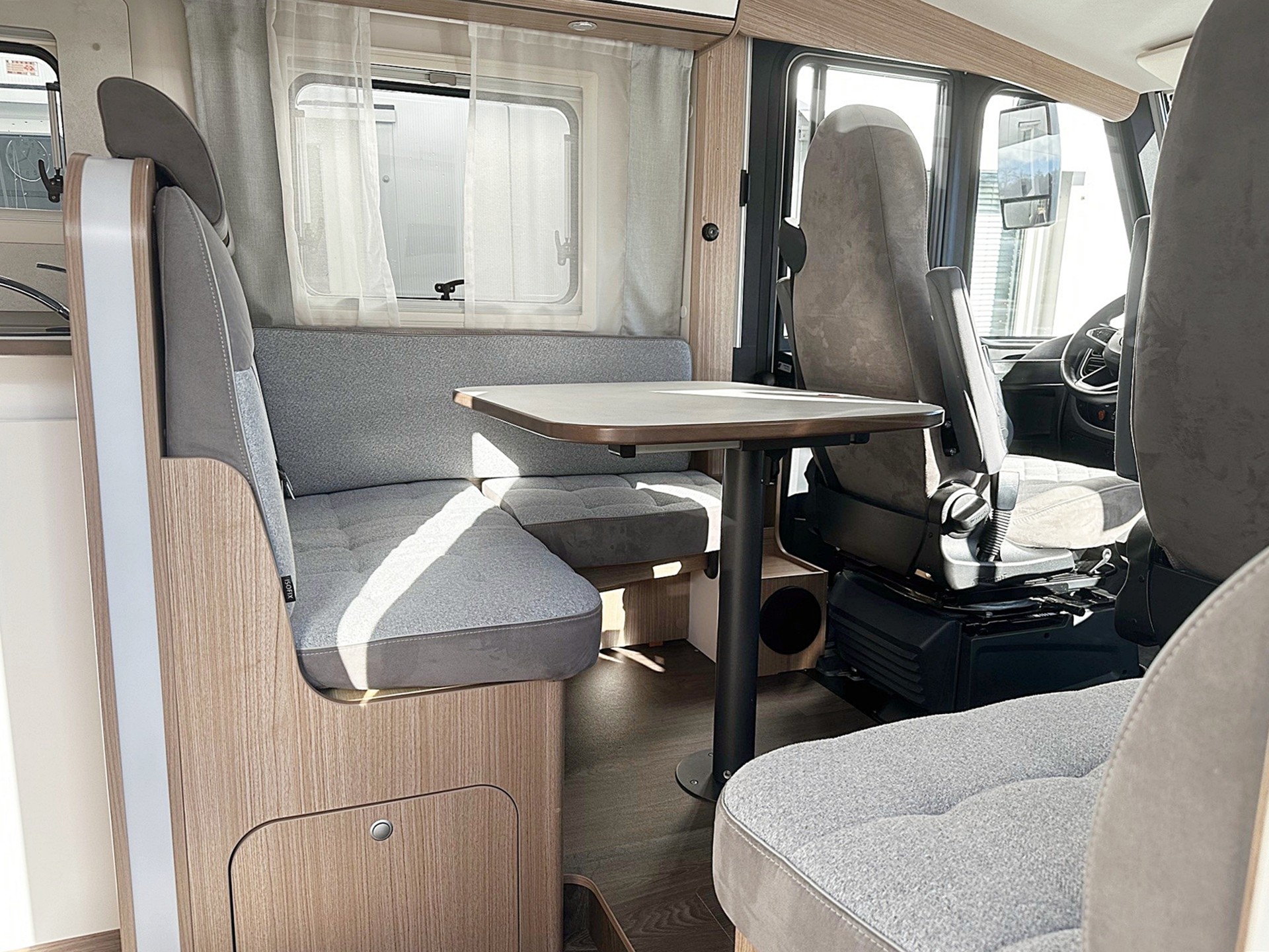 CARADO I 447 2,2 DIESEL 9G-AUTOMAT FIAT DUCATO MJ 140-image-8