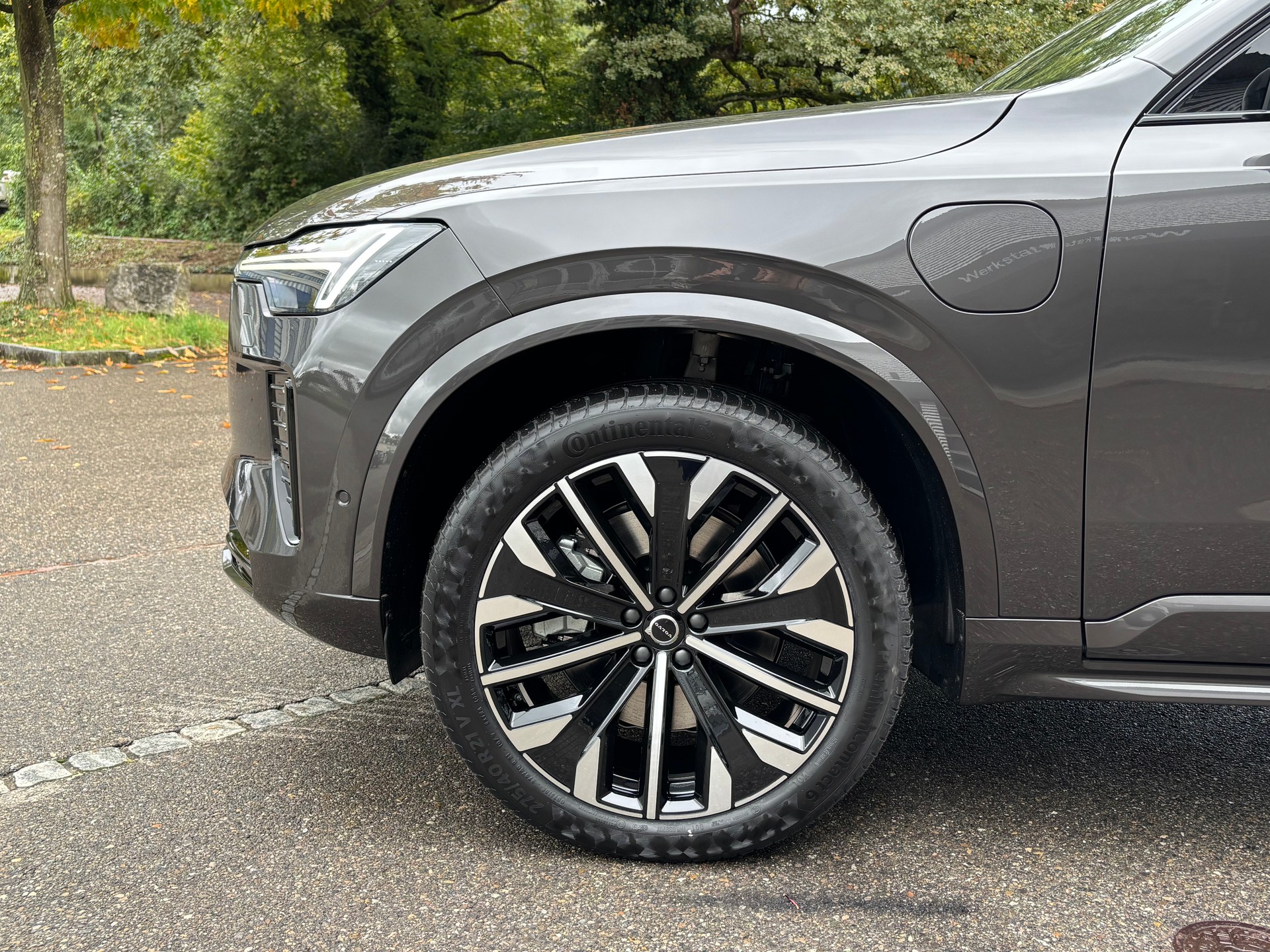 VOLVO XC90 2.0 T8 TE Ultra Dark eAWD-showroom-element-1