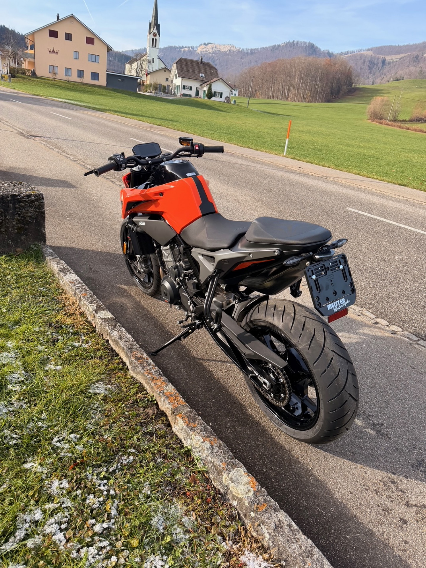 KTM 790 Duke-image-2