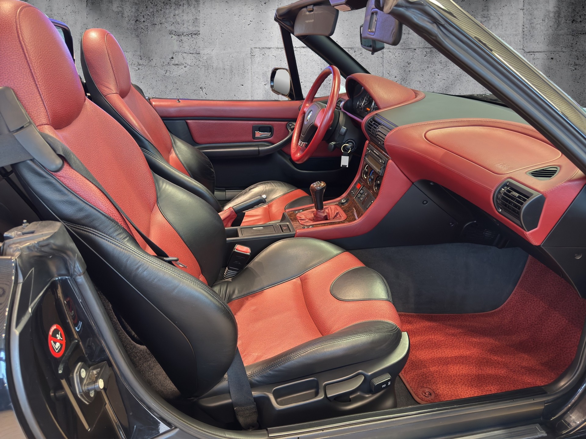 BMW Z3 2.8i Roadster-image-10