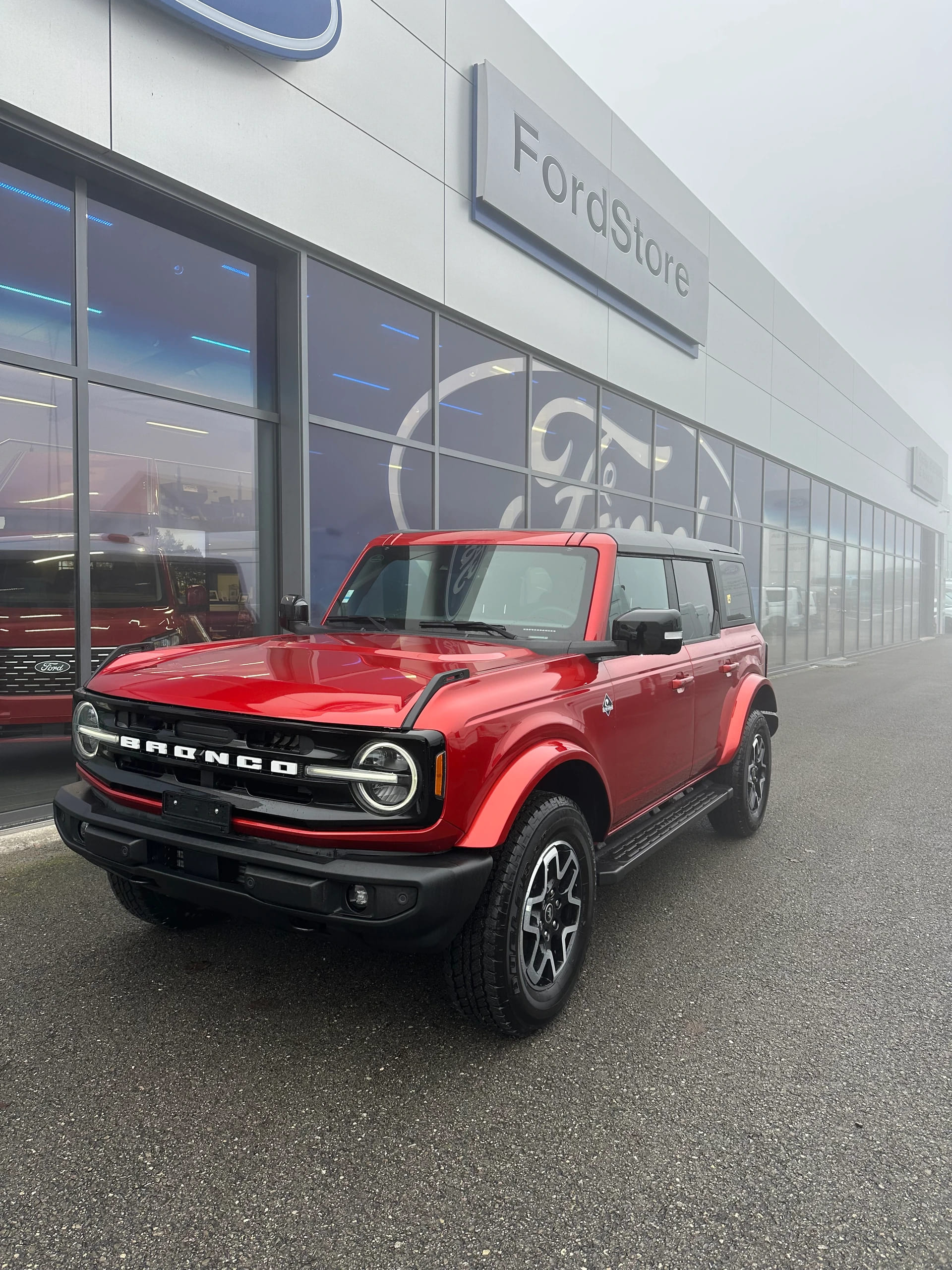 FORD Bronco 2.7 V6 Outer Banks-image-1