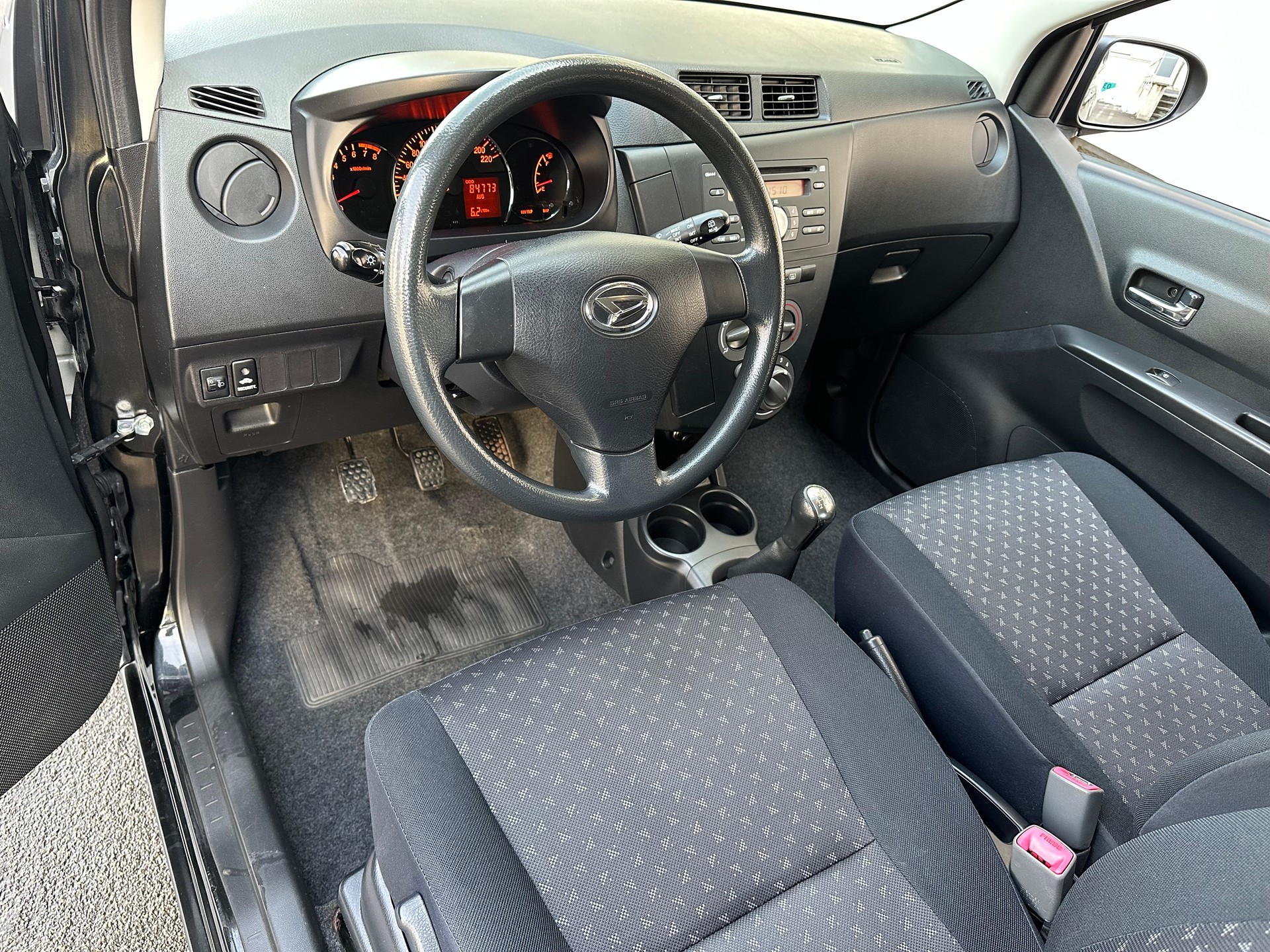 DAIHATSU Cuore 1.0 SX-image-9