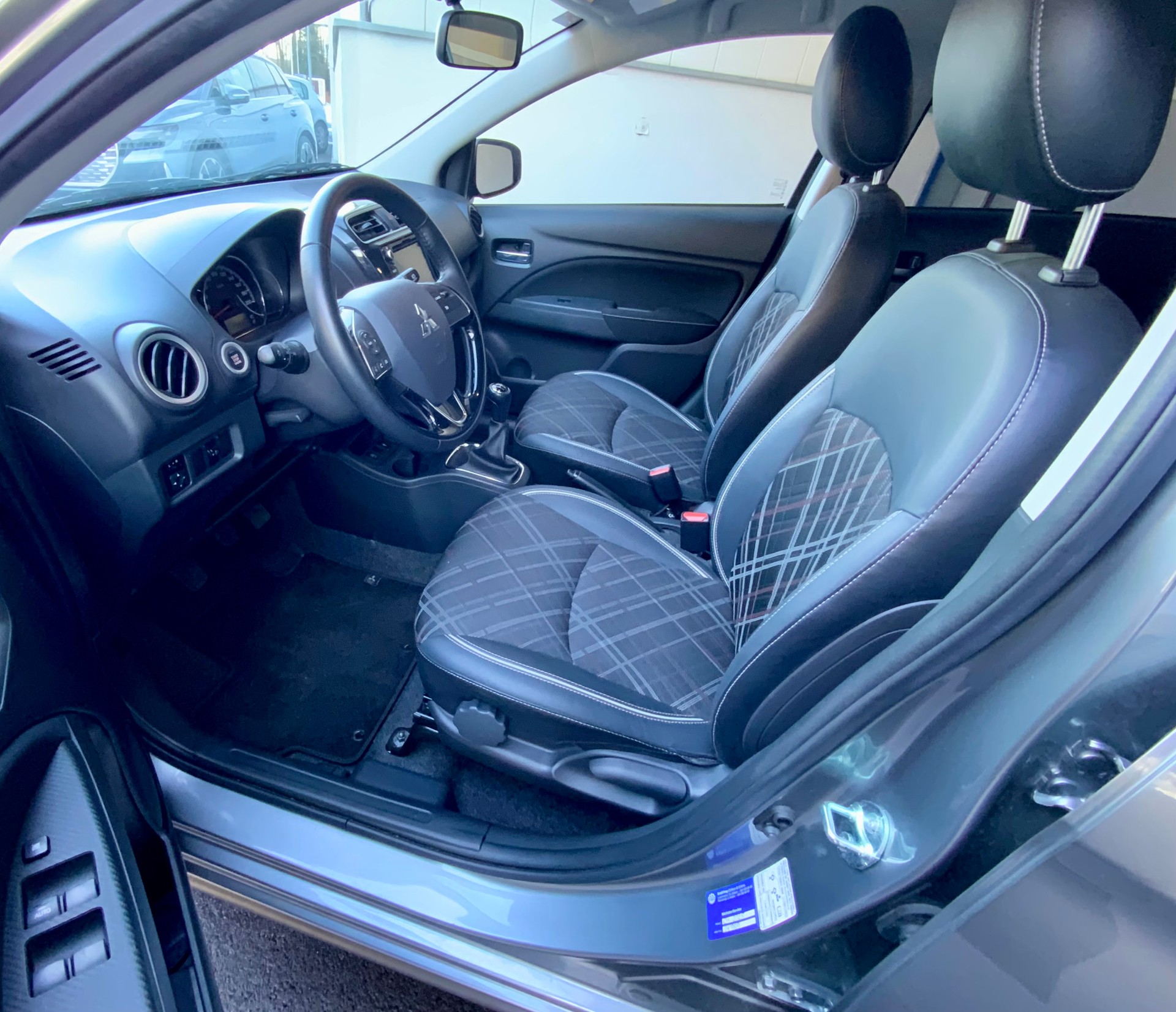 MITSUBISHI Space Star 1.2 Style-image-9