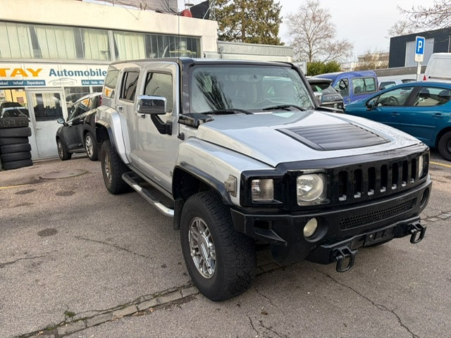 HUMMER H3-showroom-element-1