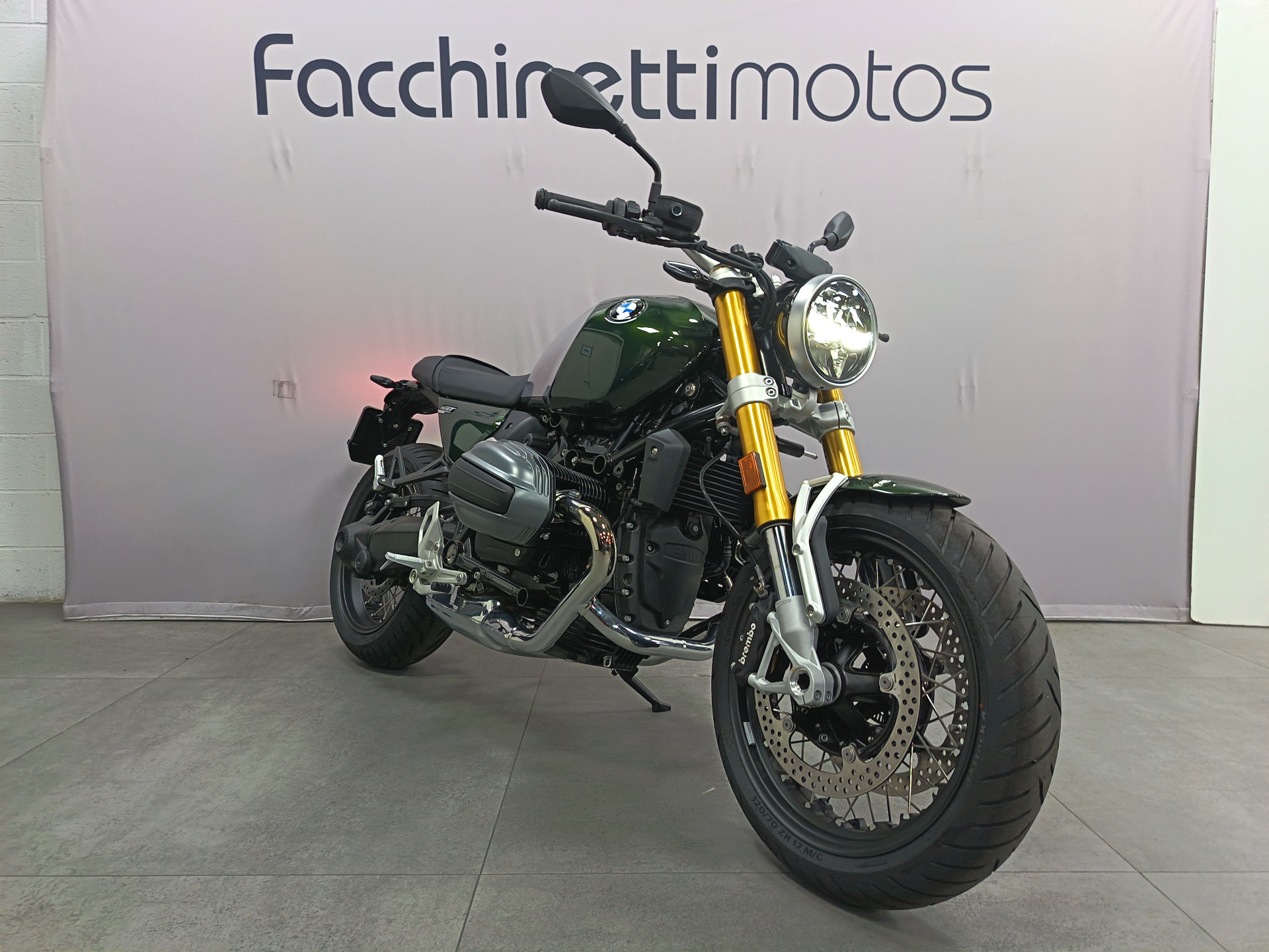 BMW R 12 nineT *** Leasing 3.9% ***-image-1