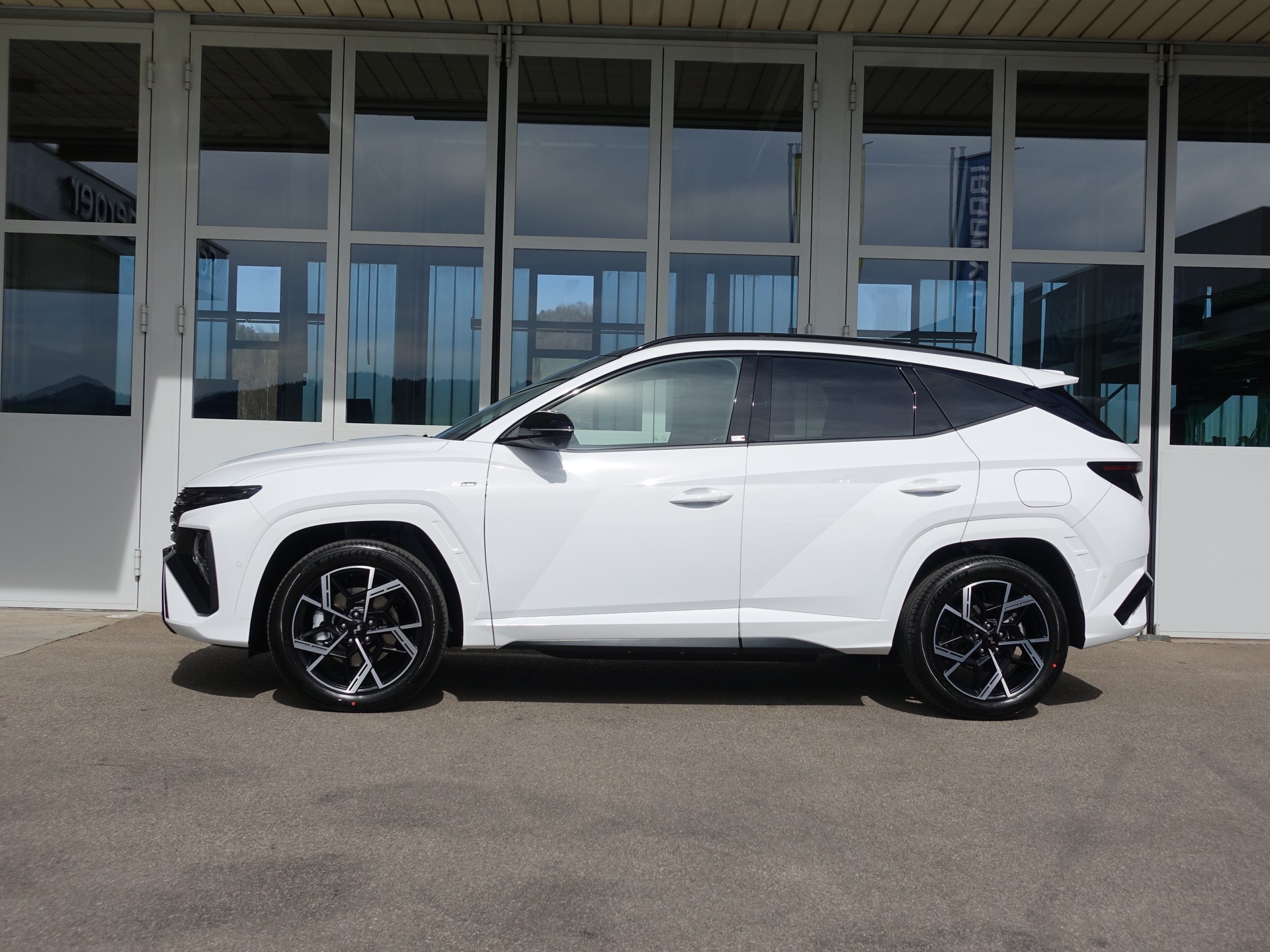 HYUNDAI Tucson 1.6PHEV N-Line LUX 4WD Vollausstattung-image-19